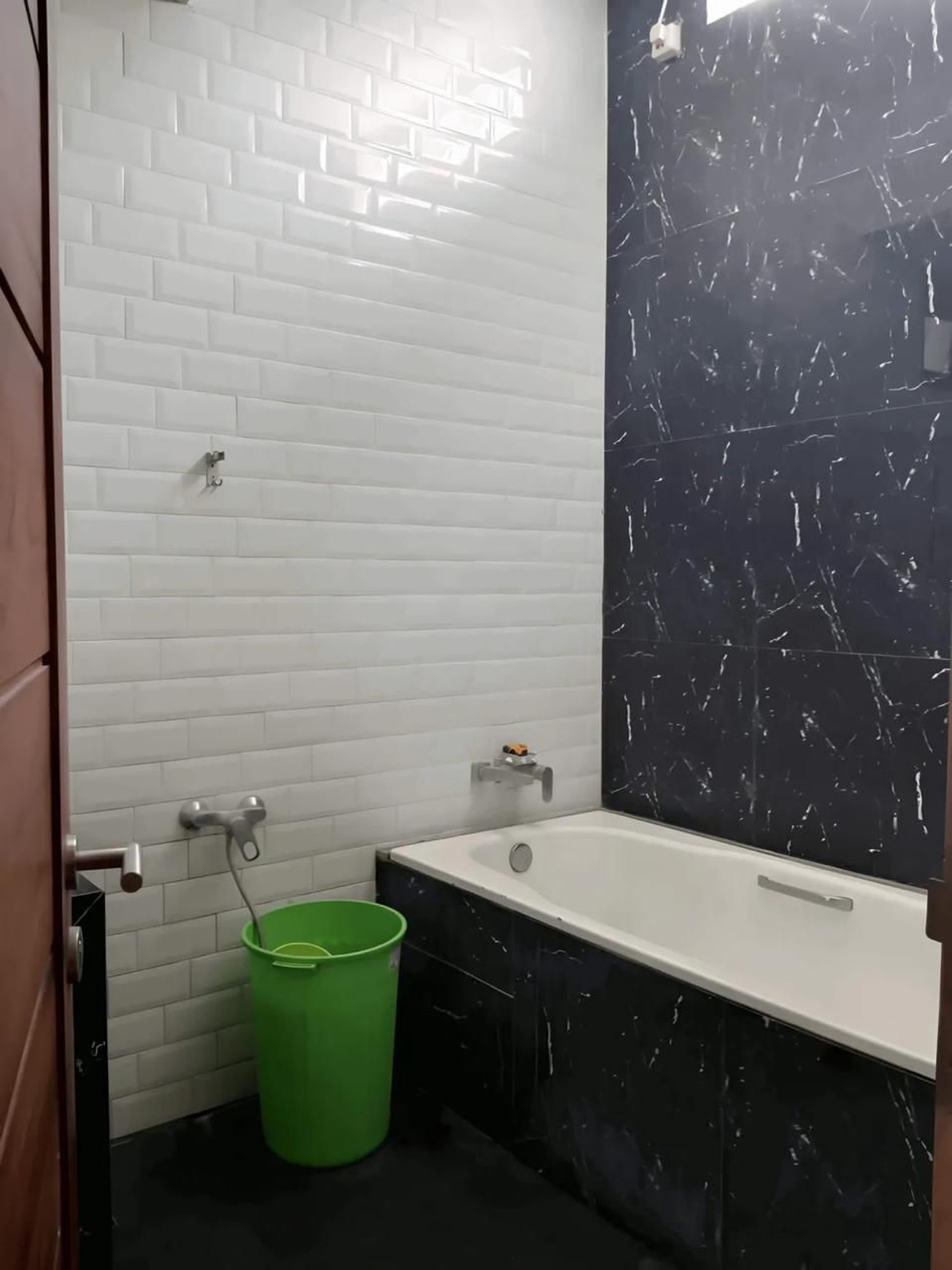 Rumah Mewah Semi Furnish DalamPerum Taman Palagan Asri Ngaglik Sleman