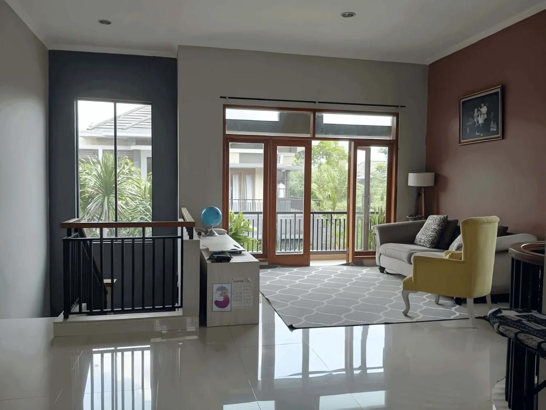 Rumah Mewah Semi Furnish DalamPerum Taman Palagan Asri Ngaglik Sleman