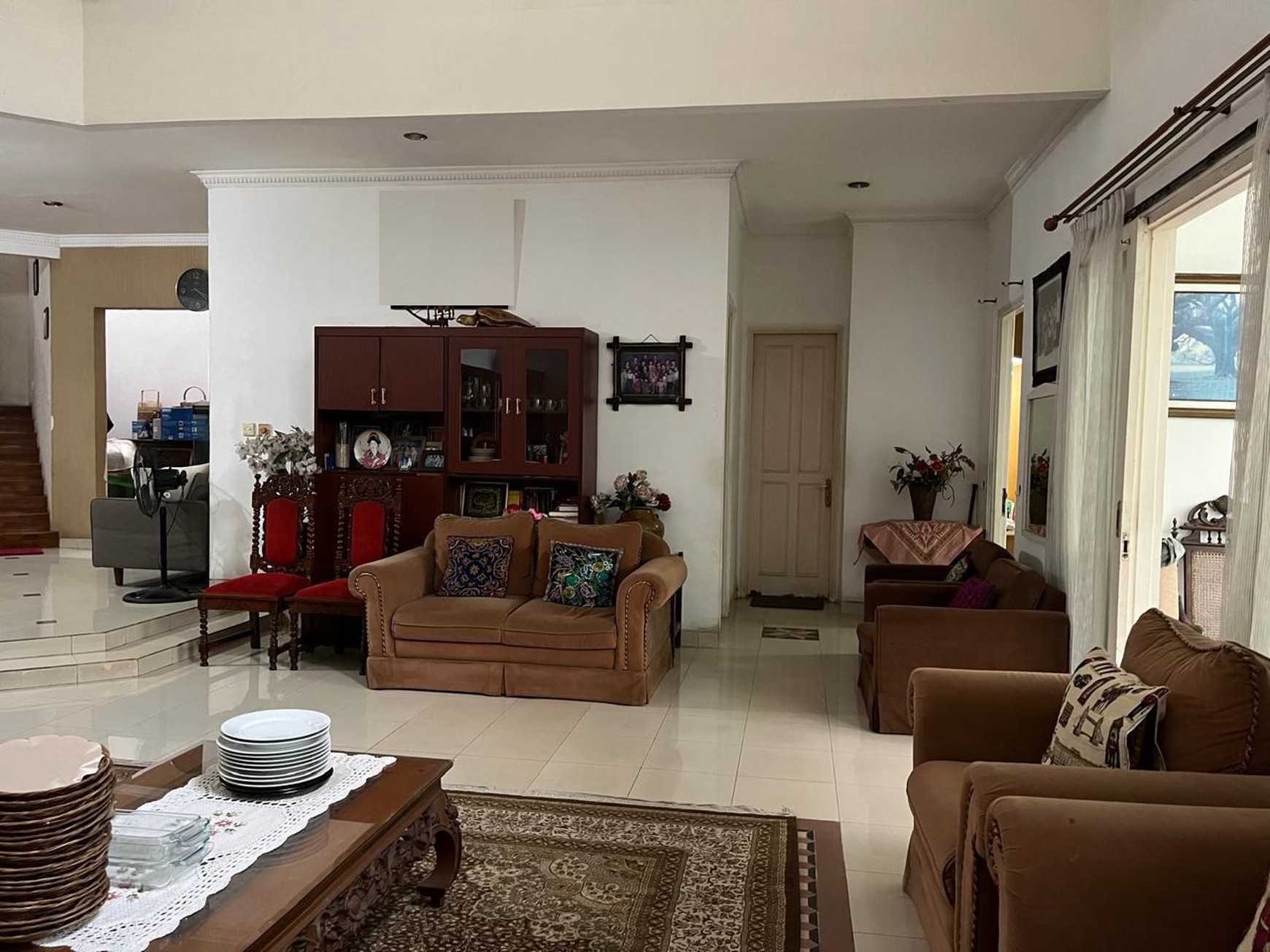 Rumah luas, 2 lantai lokasi strategid di Pasar Minggu- Jaksel