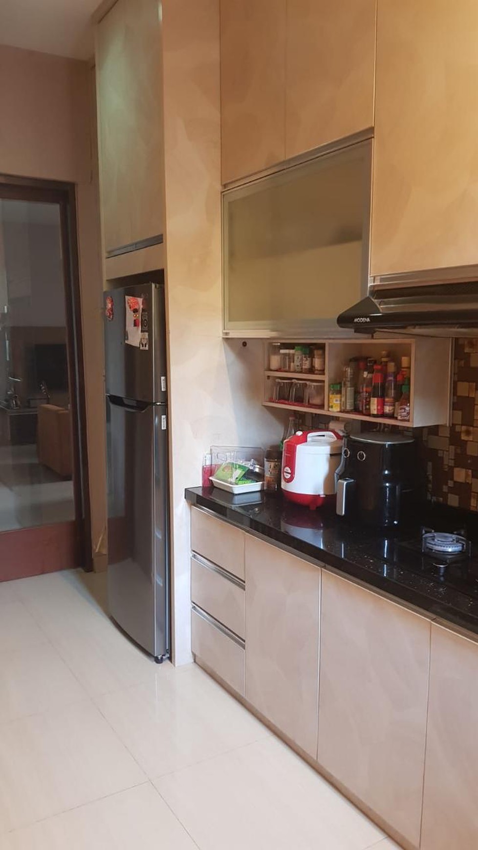 Dijual rumah di De Latinos Costa Rica BSD