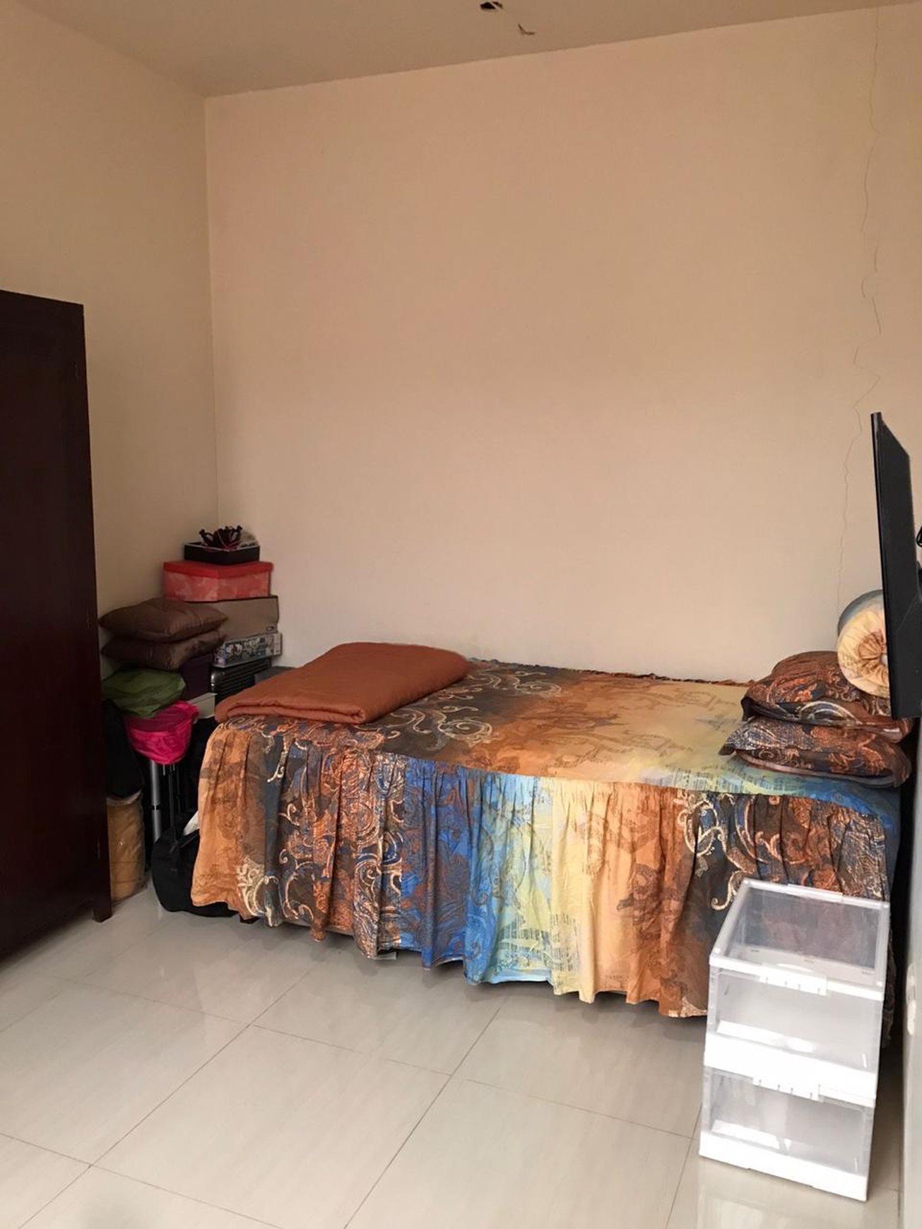 Dijual rumah di De Latinos Costa Rica BSD