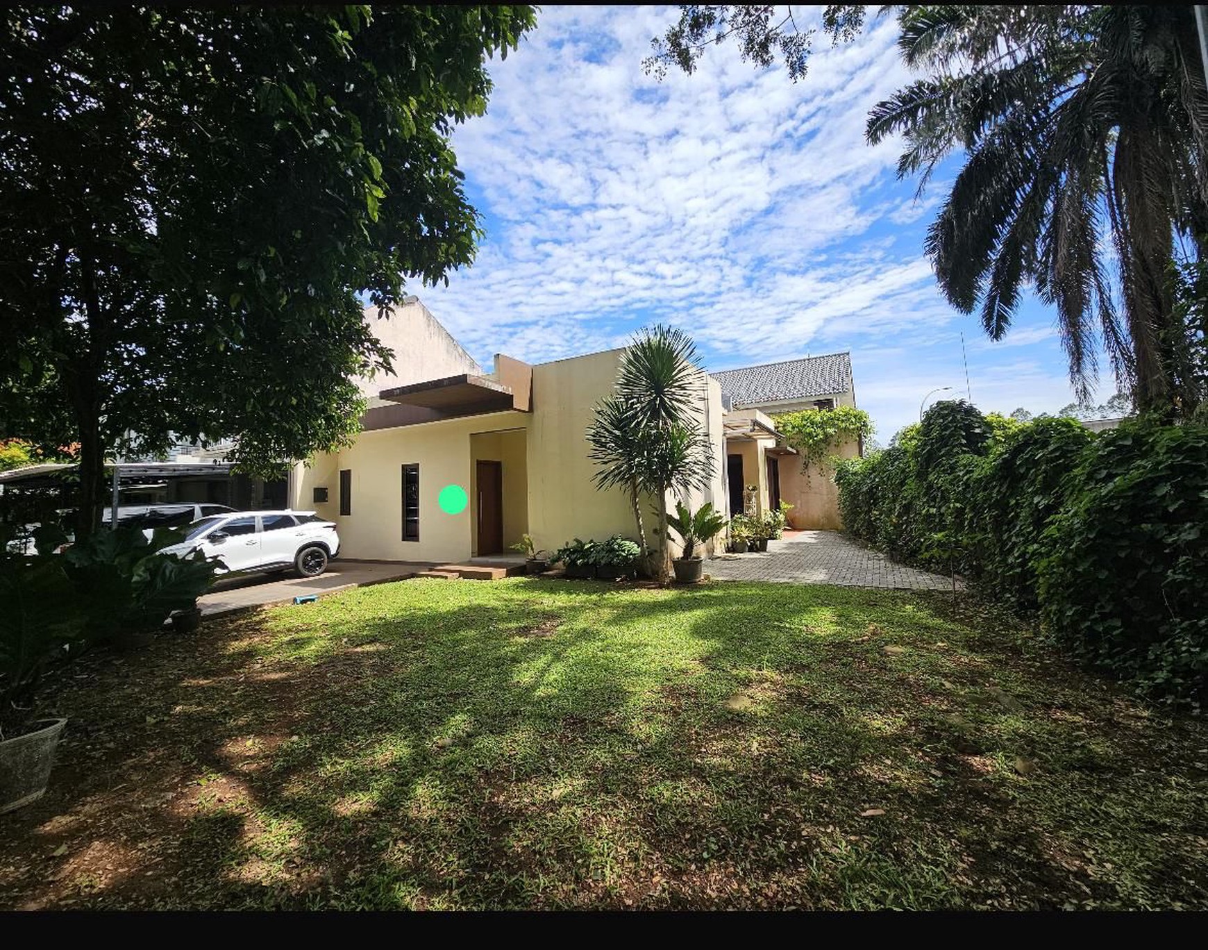 Dijual rumah di De Latinos Costa Rica BSD