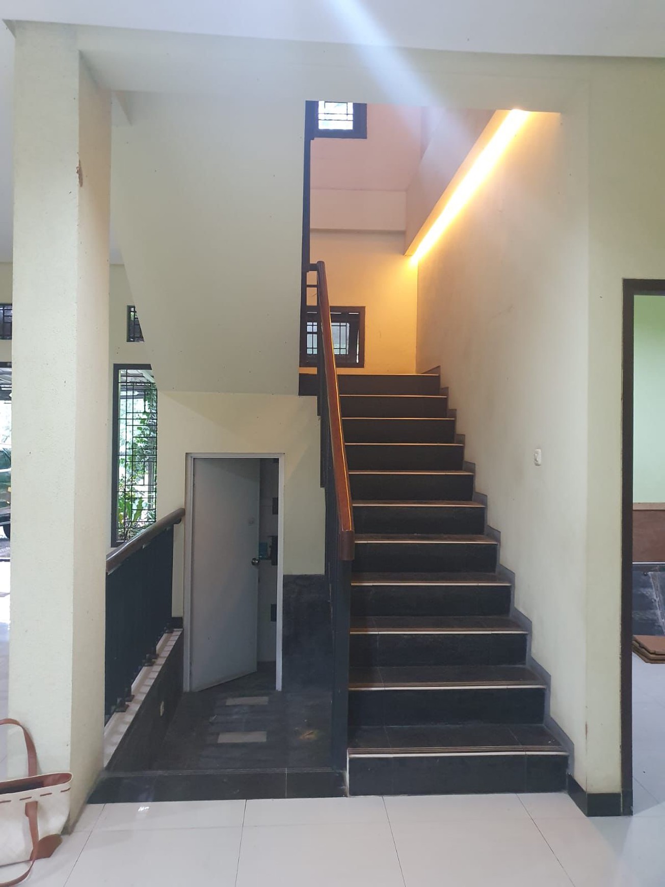 Dijual Rumah Siap Huni di Cimanggis