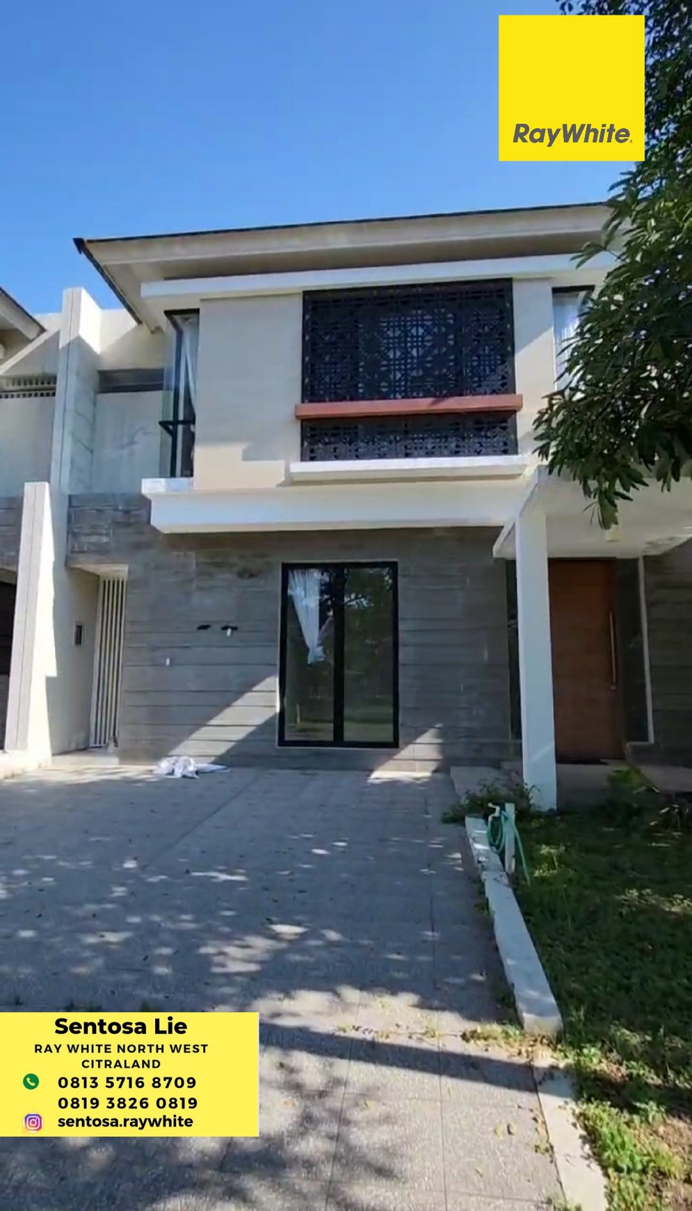 Dijual Rumah North West Lake Citraland SPESIAL View Danau Siap Huni