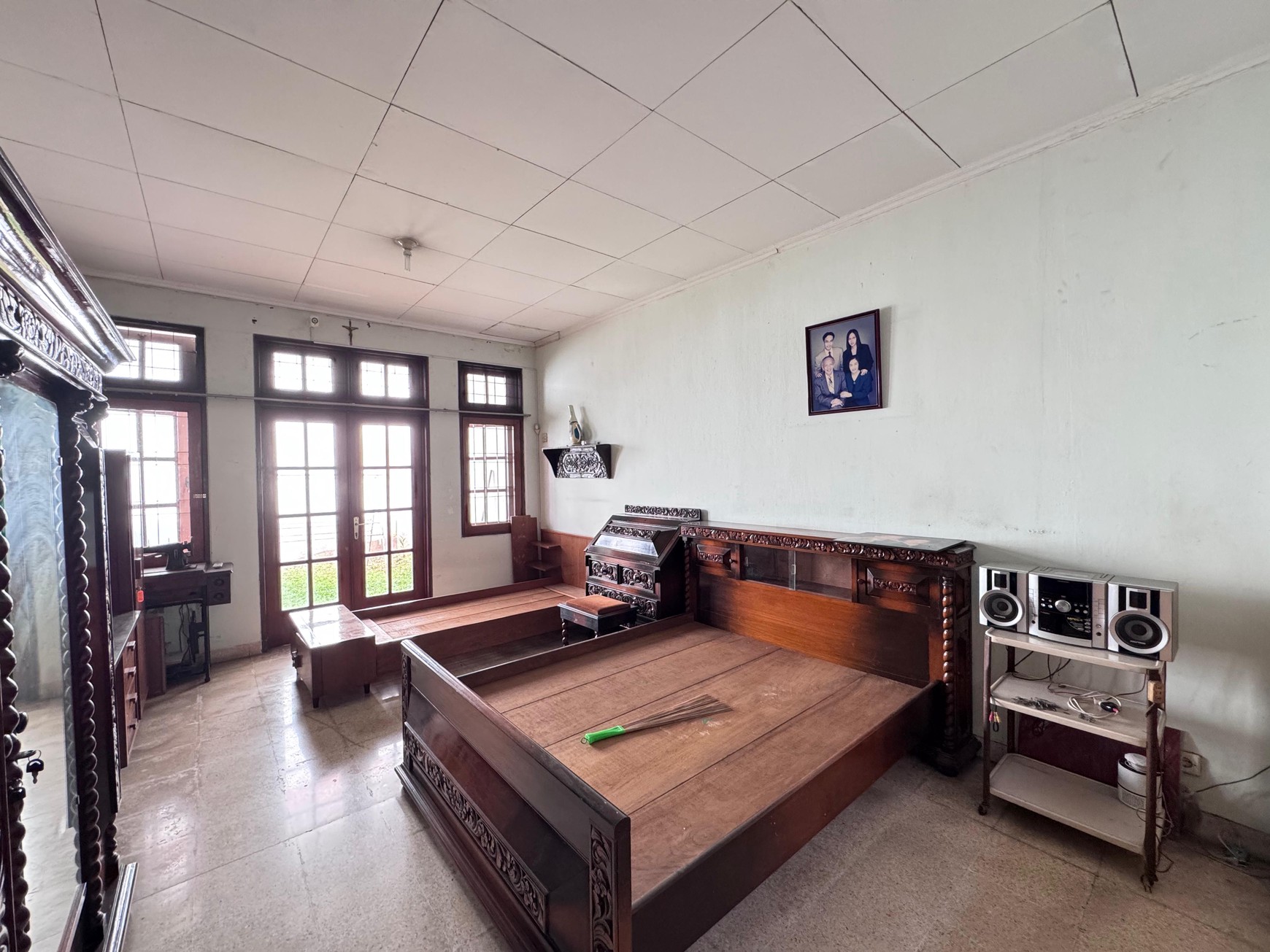Rumah Area Kebon Jeruk Jakarta Barat Murah Dekat Binus