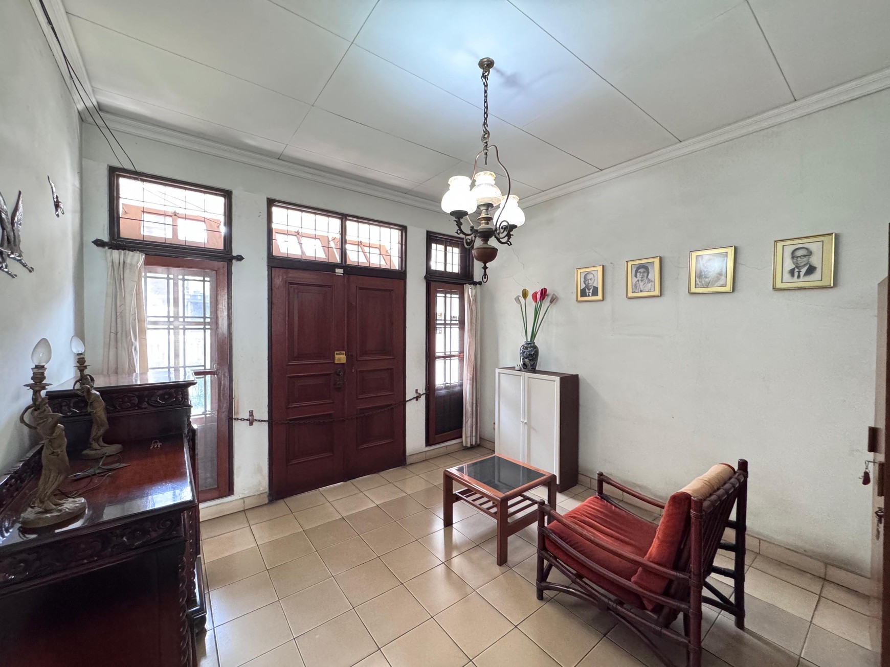 Rumah Area Kebon Jeruk Jakarta Barat Murah Dekat Binus