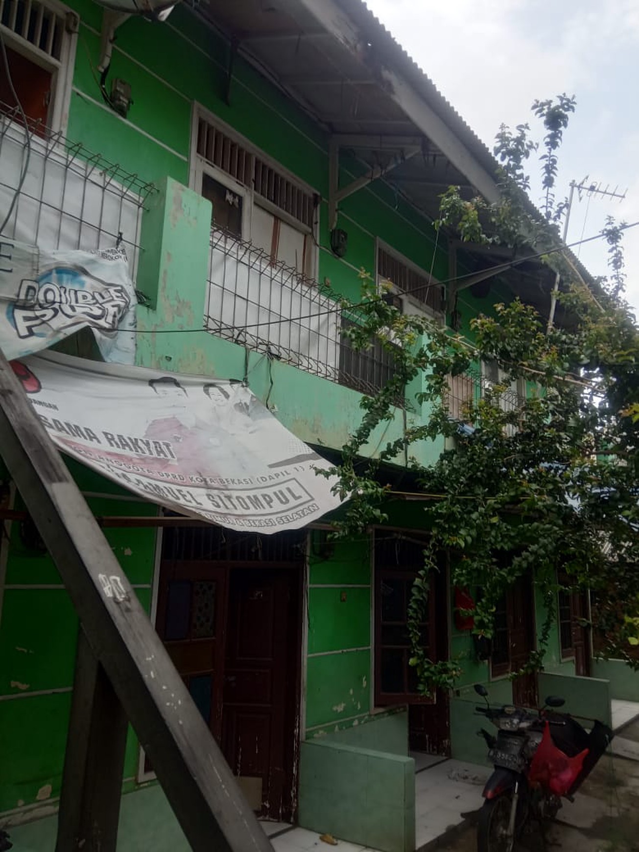 Rumah Kontrakan 10 Pintu Jalan Dewi Sartika Bekasi Timur