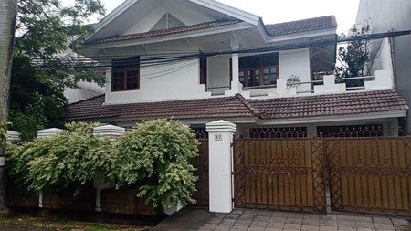 Rumah Mewah di Lokasi Strategis - Karang Asem Raya, Mega Kuningan