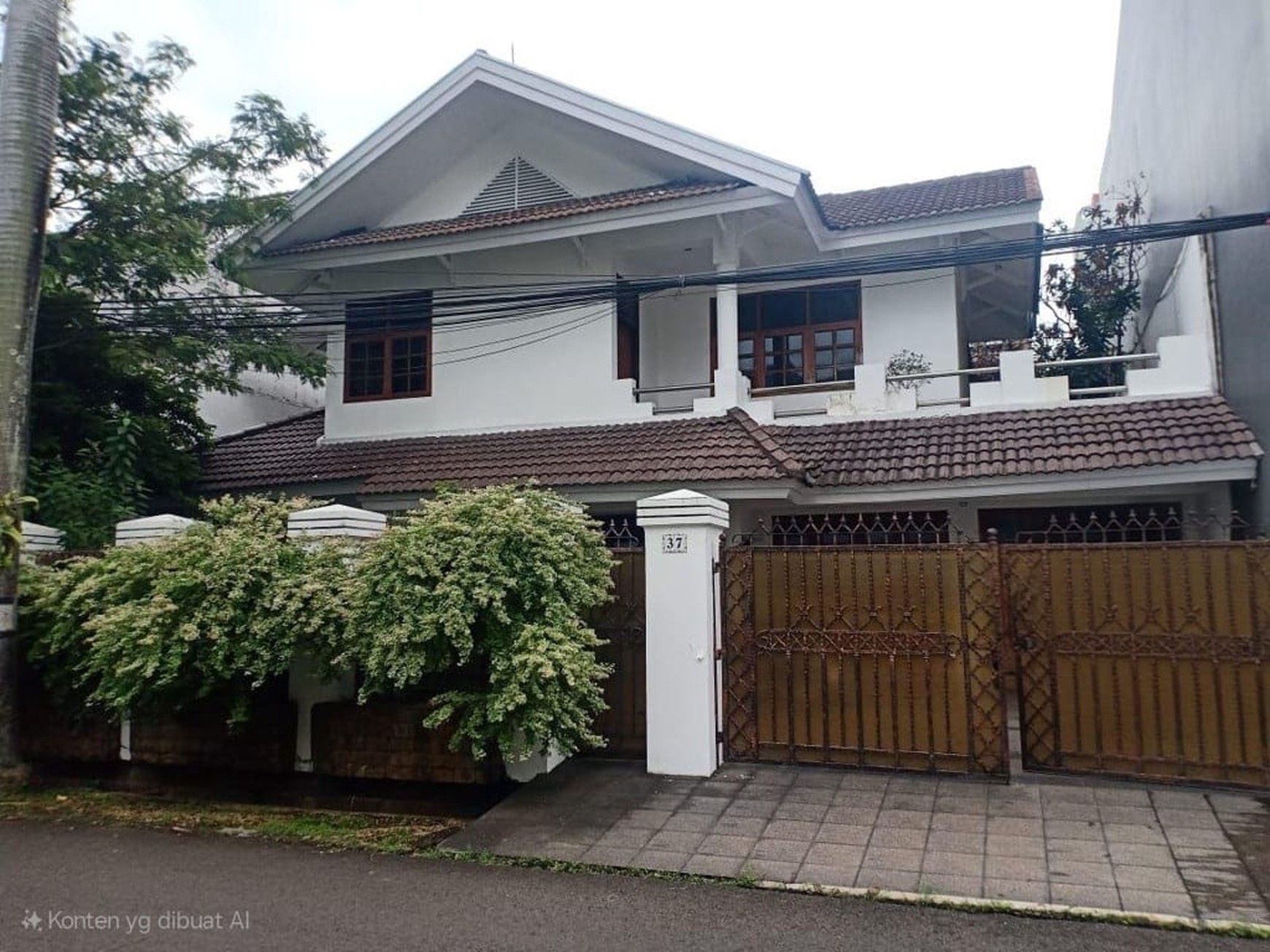 Rumah Mewah di Lokasi Strategis - Karang Asem Raya, Mega Kuningan