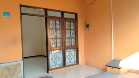 Disewakan rumah babatan Pratama Wiyung 