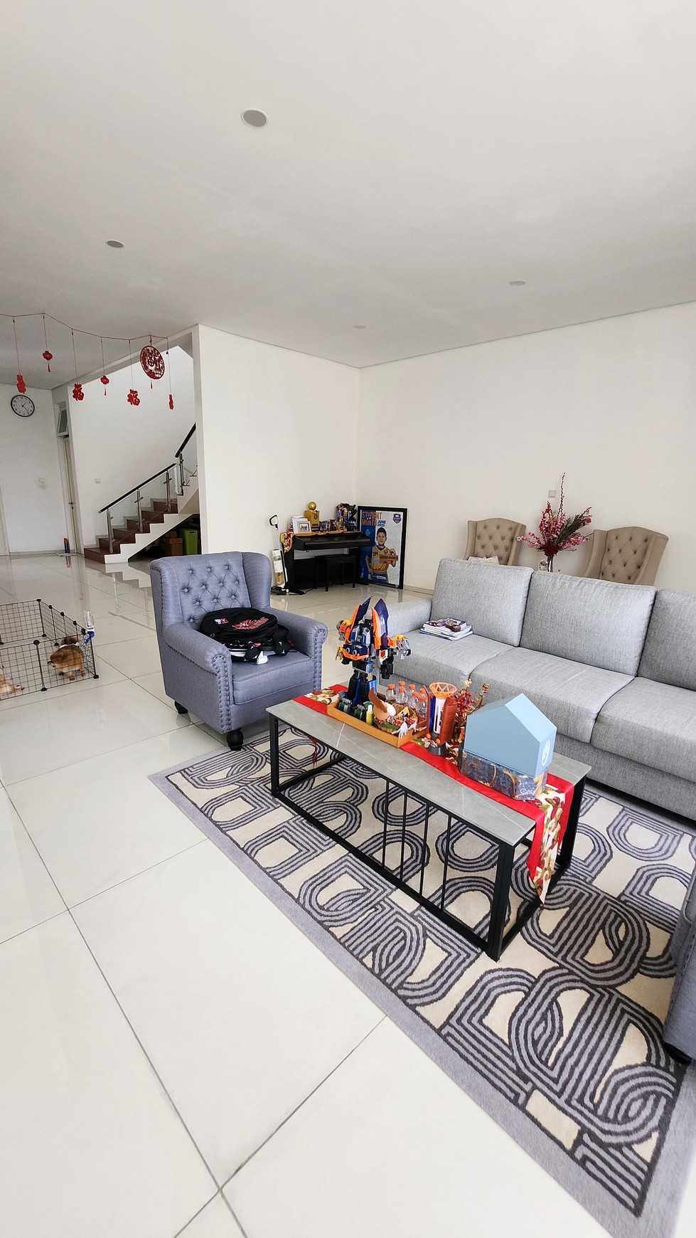 Dijual Rumah FULL FURNISHED Mewah Pakuwon Indah Surabaya Barat