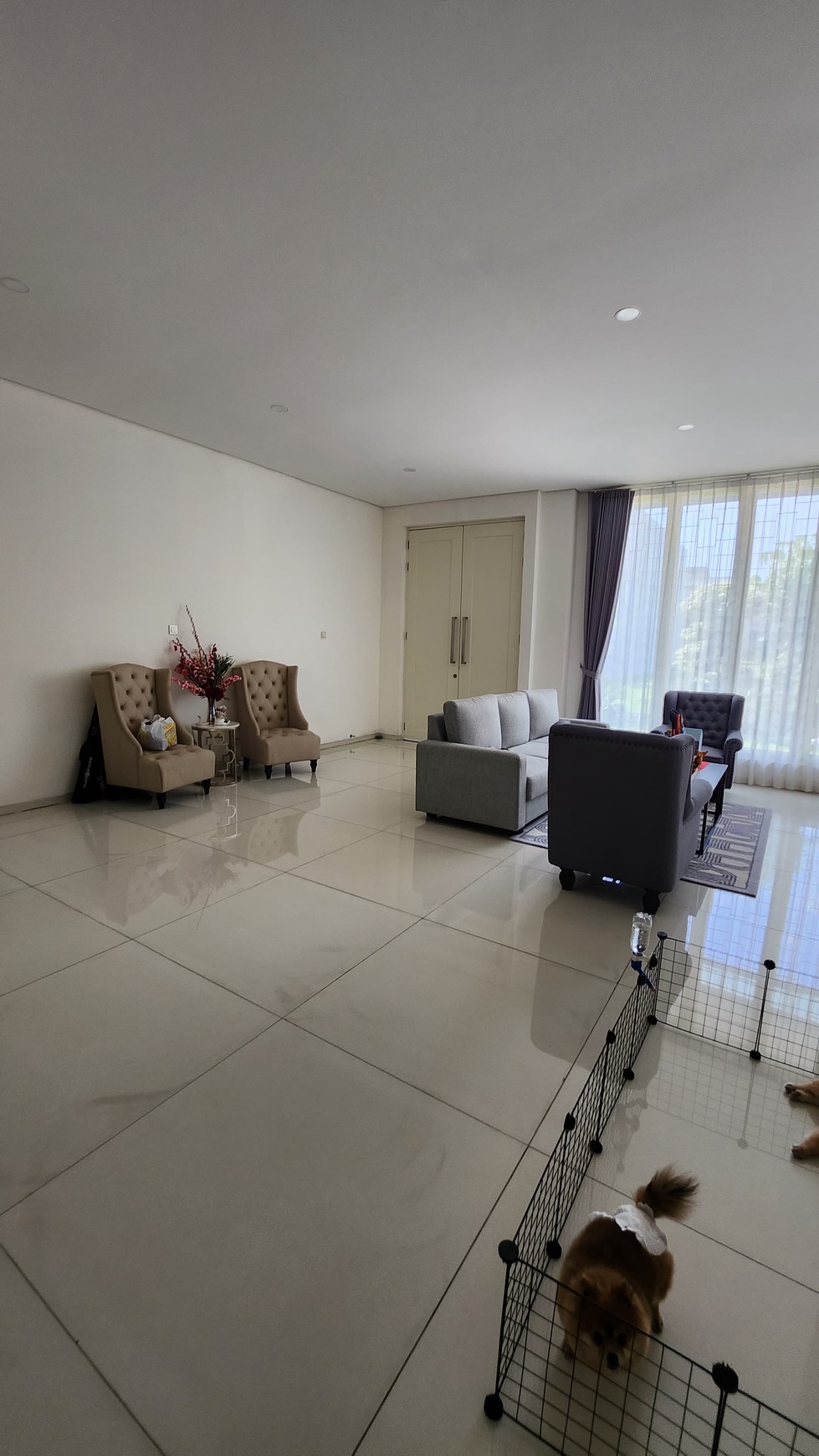 Dijual Rumah FULL FURNISHED Mewah Pakuwon Indah Surabaya Barat