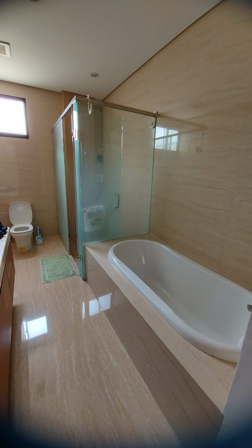 Dijual Rumah Split Level Design Full MARMER Graha Famili Siap Huni - Surabaya Barat