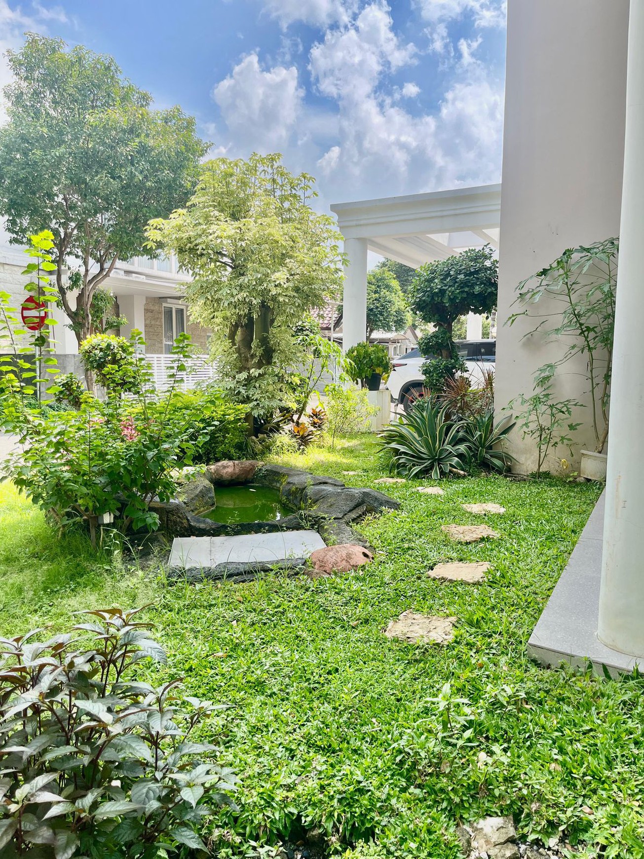 Super Murah Dijual Rumah + Kolam Renang Citraland Utama American Modern