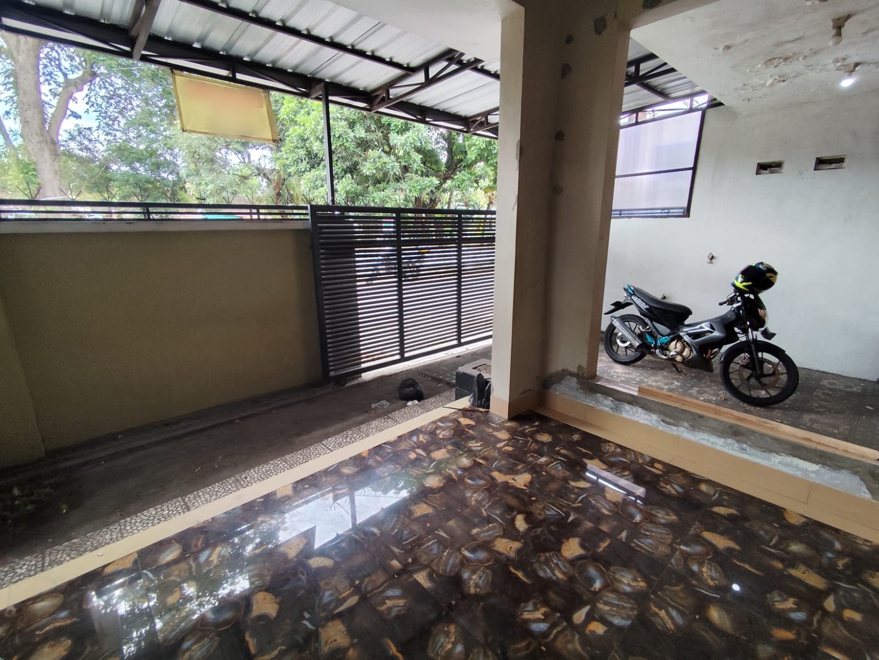 Rumah Tinggal 199 Meter Persegi Lokasi Dekat RS Hermina Maguwoharjo Depok Sleman