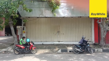 Disewakan Ruko 2 lantai di Raya Dukuh Kupang Surabaya