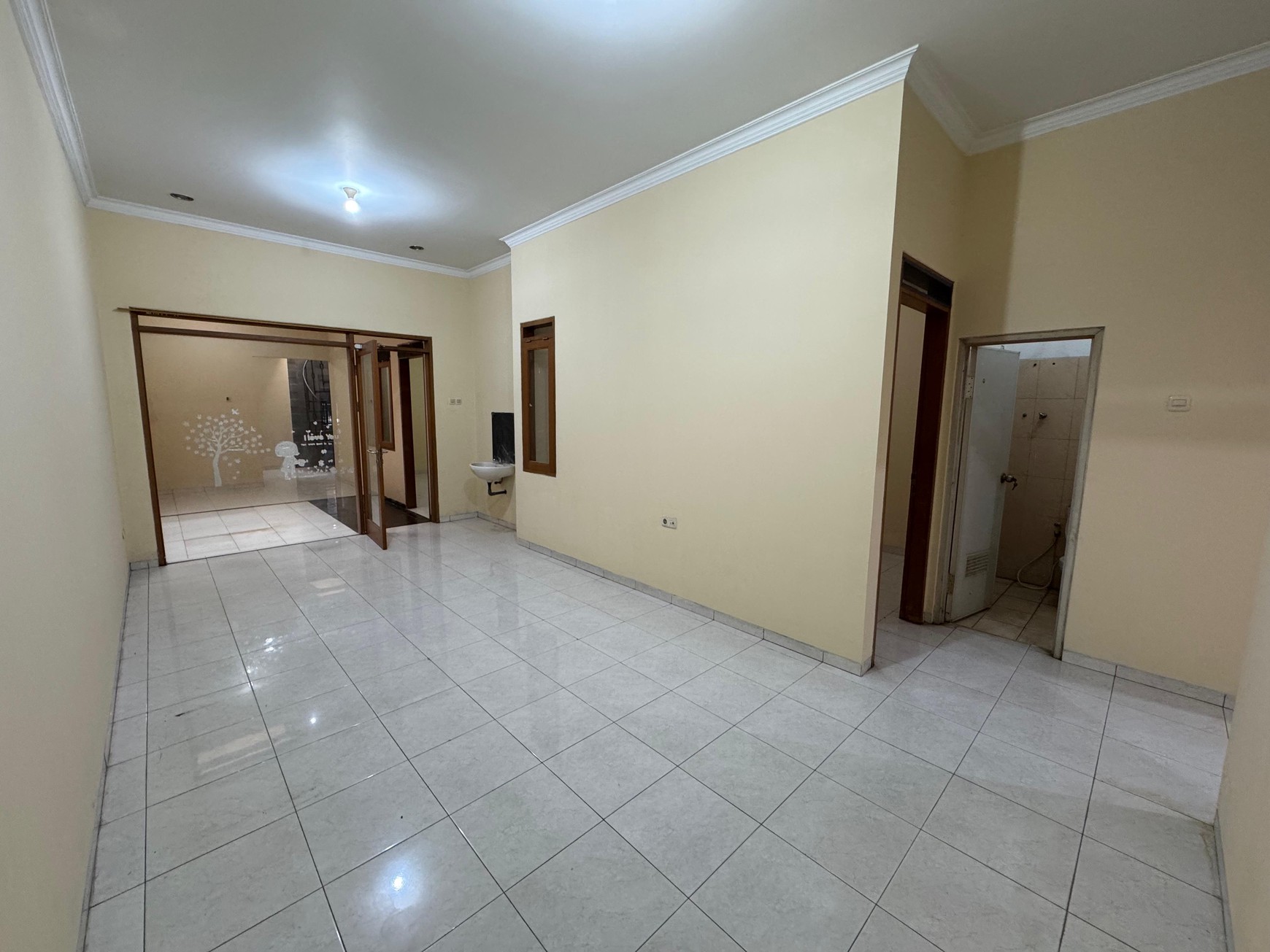 Disewakan Rumah Murah di Taman Holis Indah, Bandung