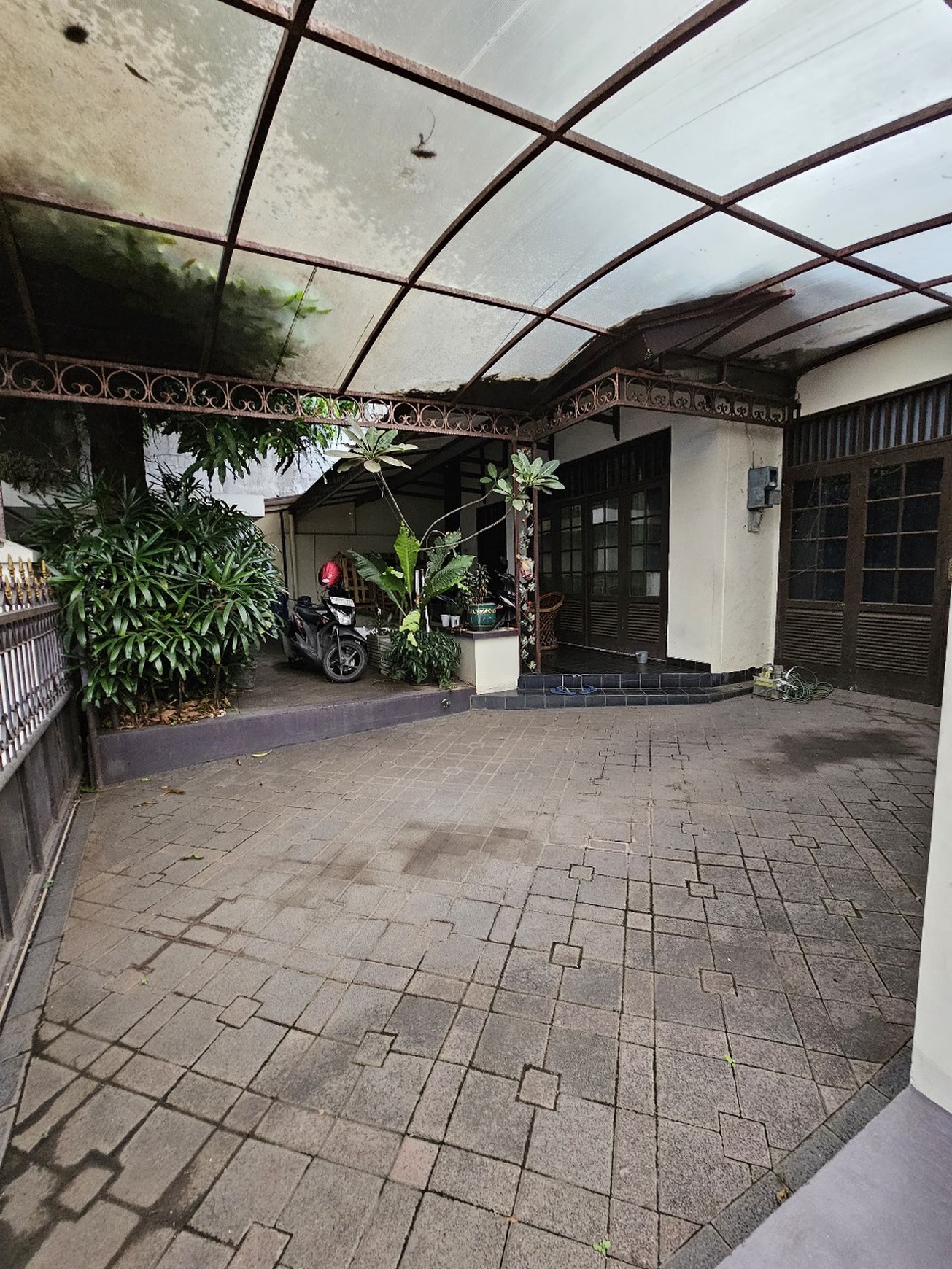 Rumah Siap Huni di Jl H Sidup Rempoa Tangerang Selatan