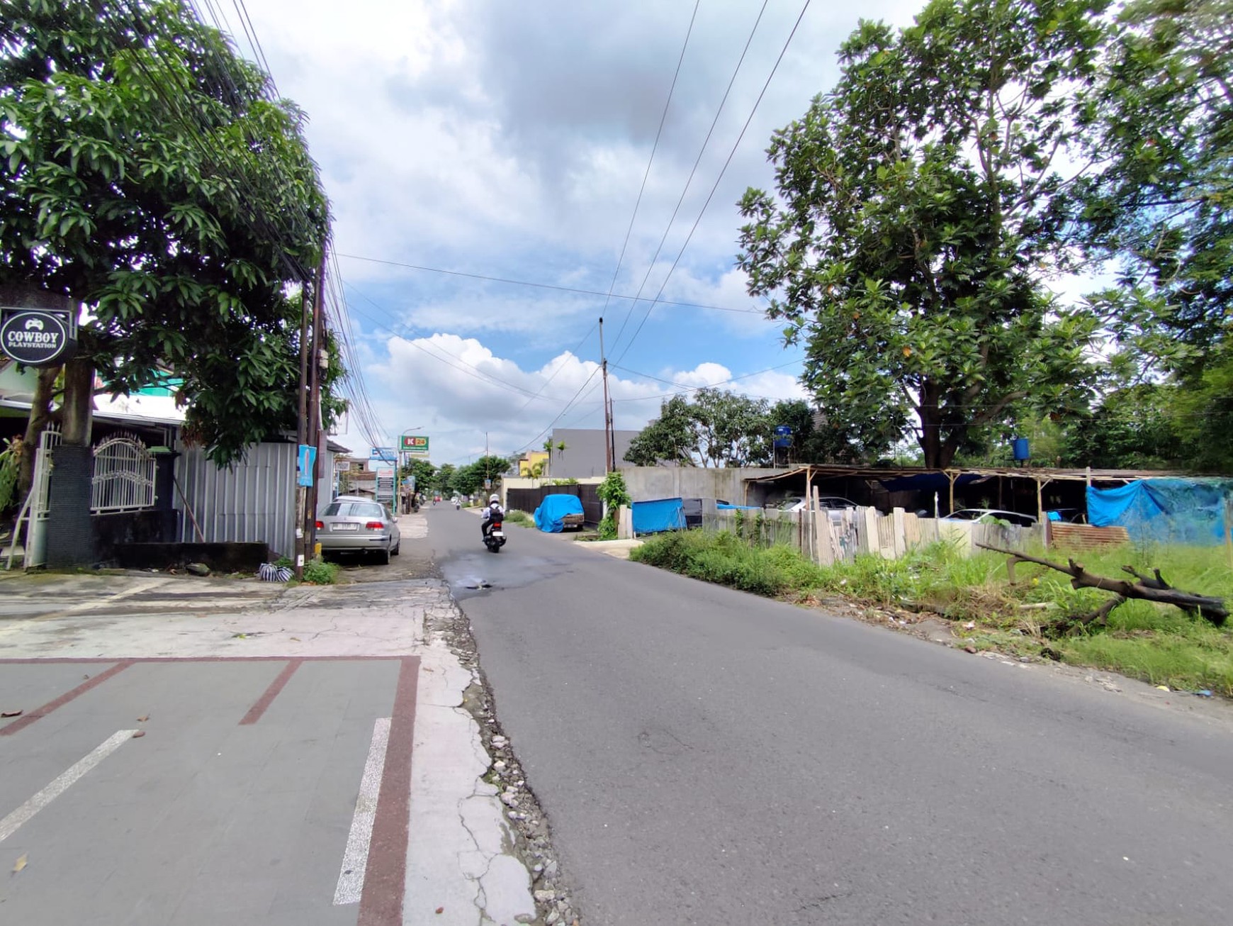 Tanah Pekarangan 407 Meter Persegi Lokasi Dekat Stadion Maguwoharjo Depok Sleman