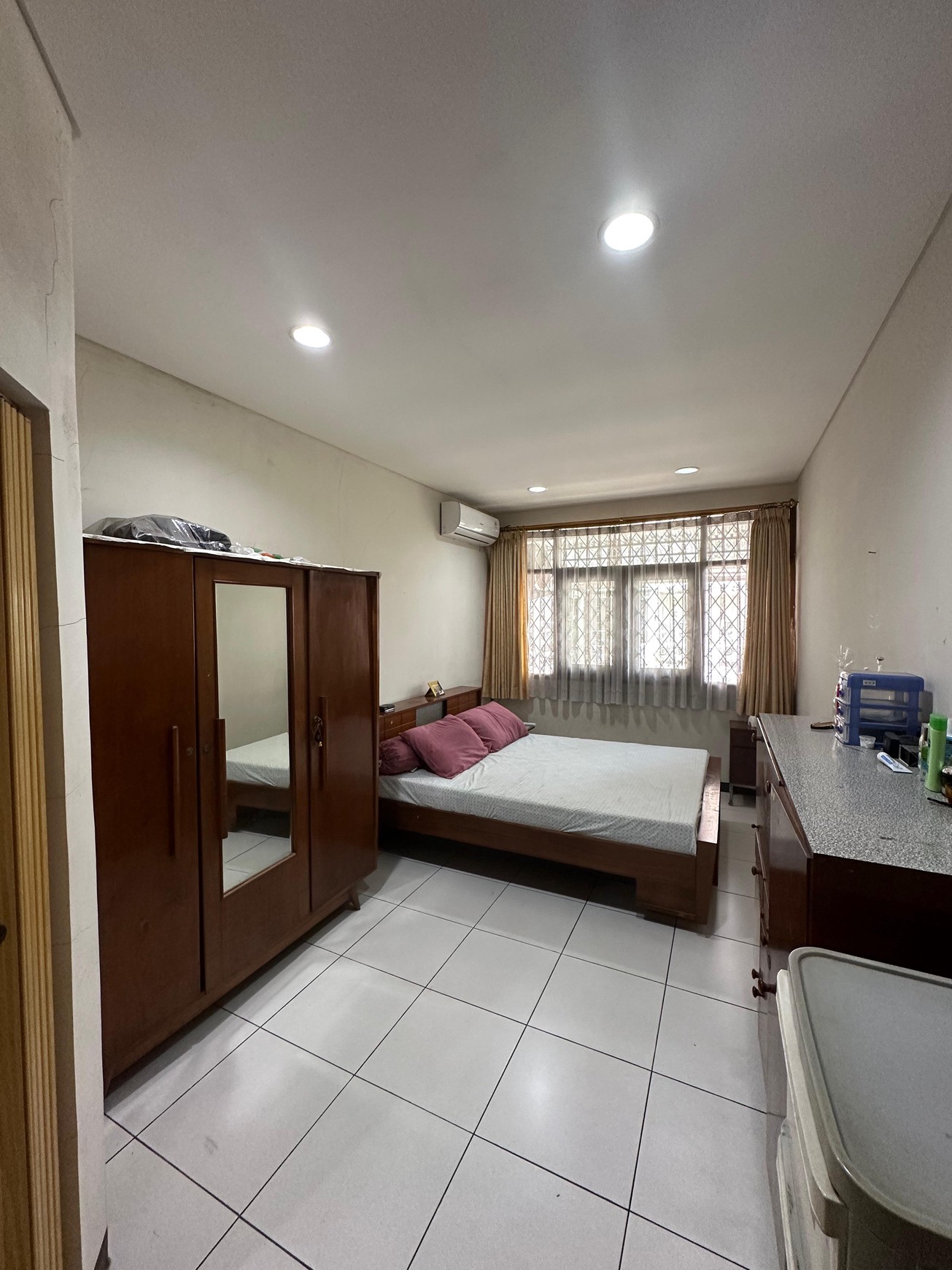 Dijual Rumah Asri Siap Huni di Komplek Tulip Permai