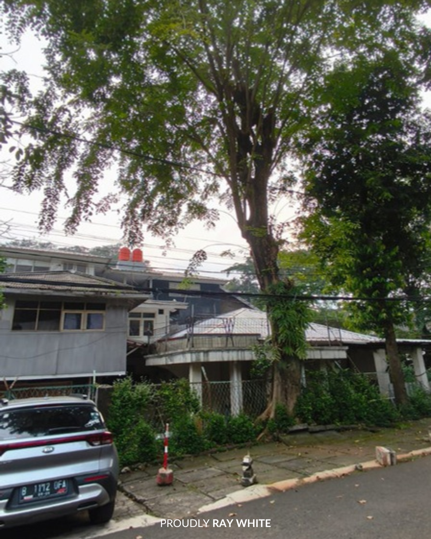 Dijual Rumah Hitung Tanah Posisi Hoek di Kebayoran Baru, Jakarta Selatan