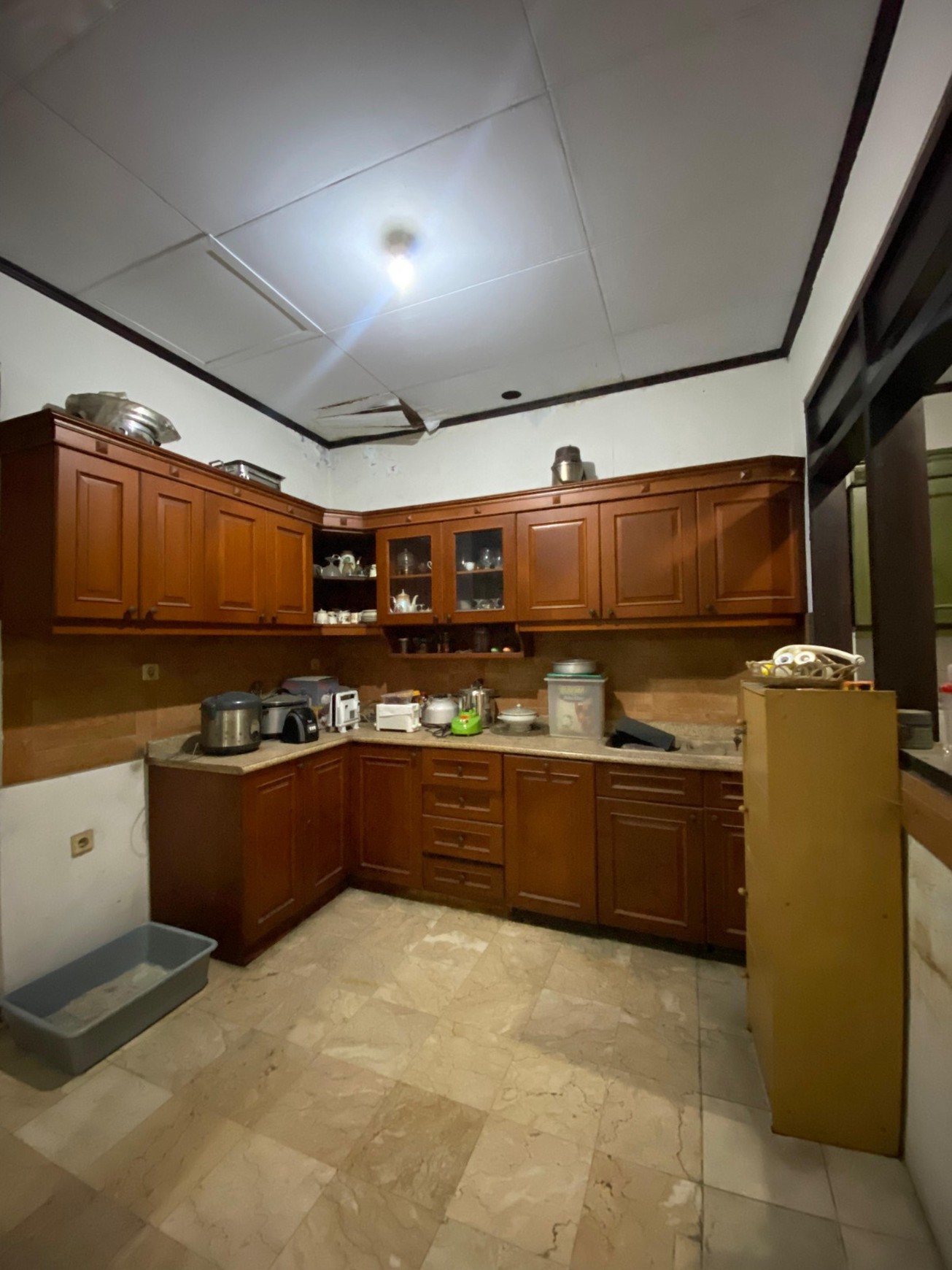 Cinere megapolitan rumah 1 lantai 4 kamar tidur