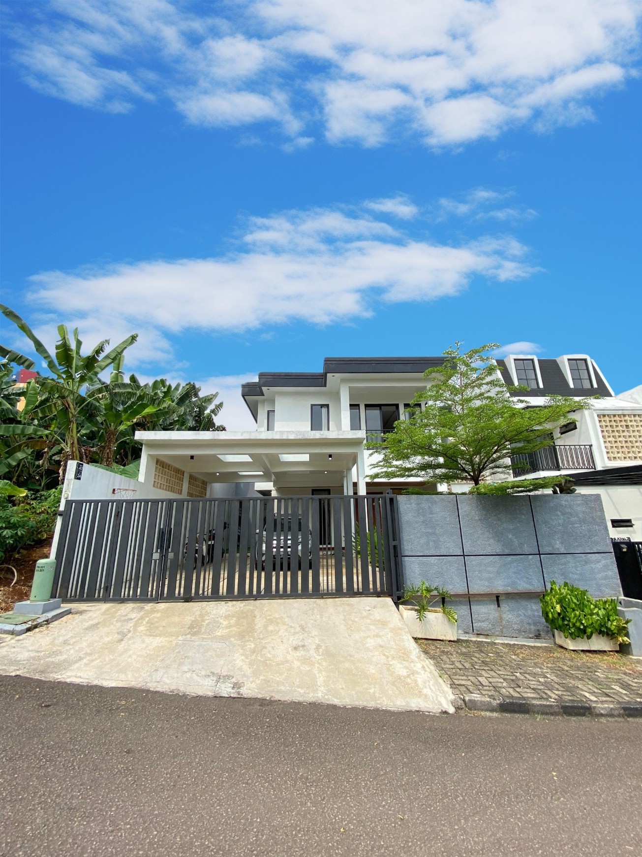 Cinere puri cinere luas 428 kamar4 swimpool