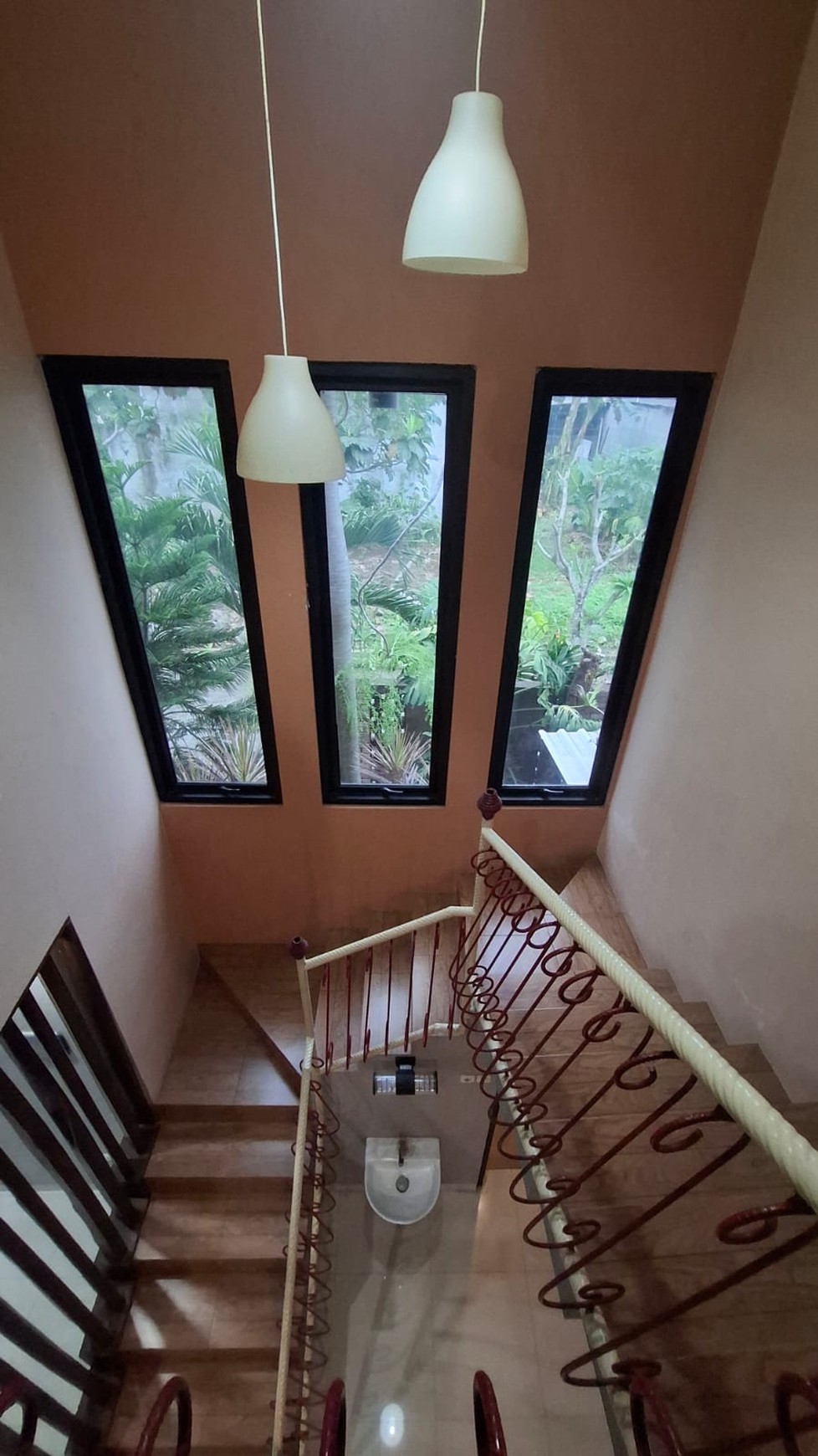 Cinere meruyung rumah disewakan dikontrakan dalam komplek