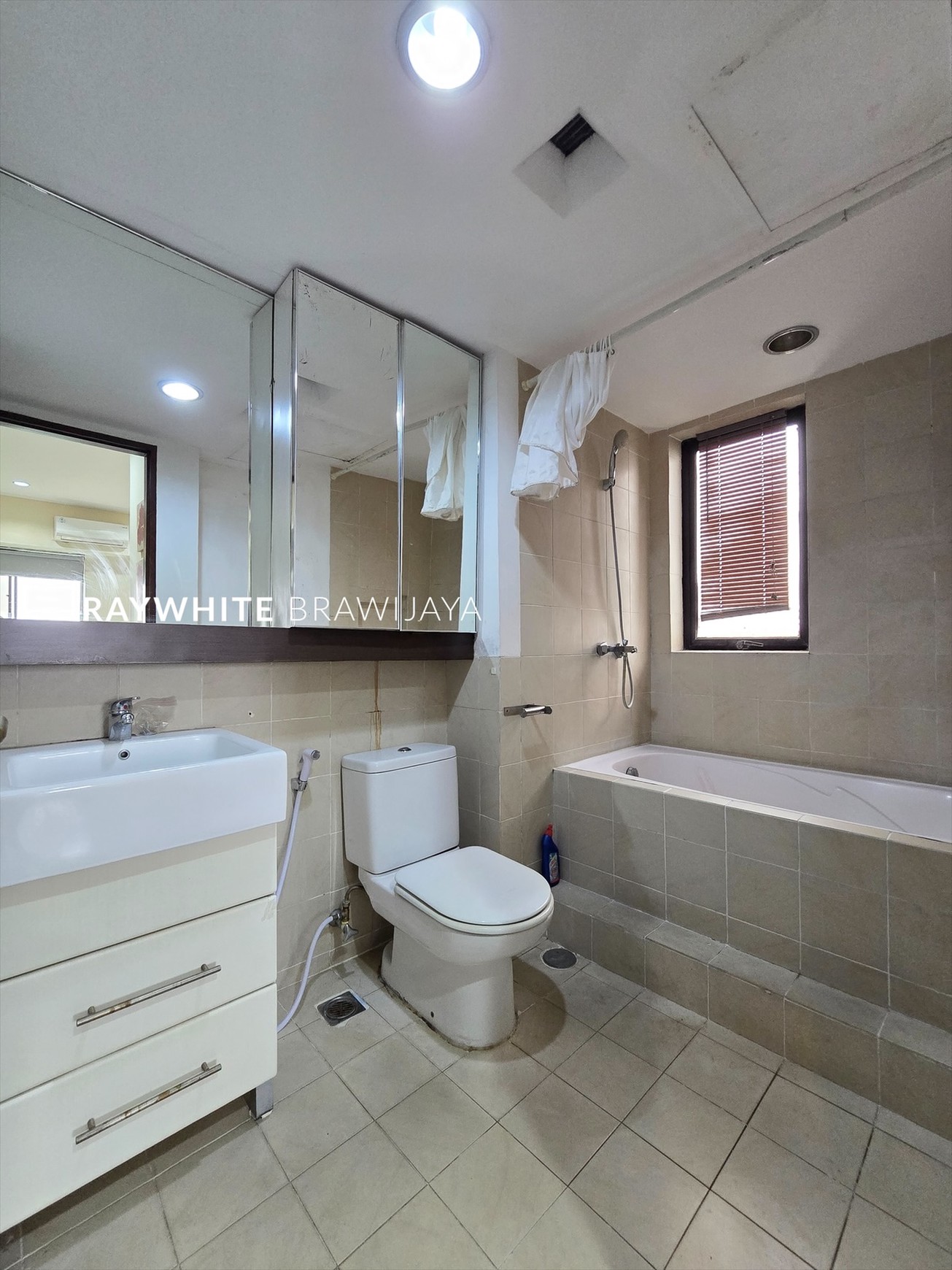 Apartment Bona Vista 2 BR Fasilitas Lengkap