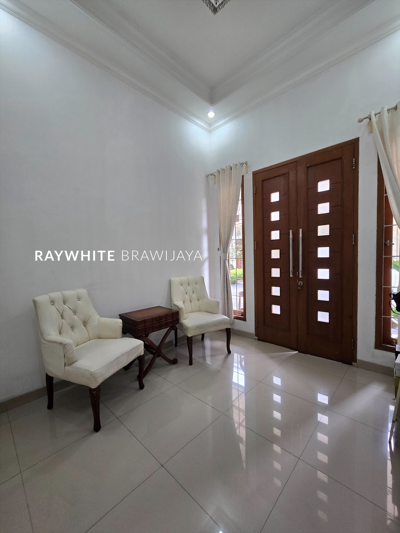 Rumah Siap Huni Dalam Townhouse Lingkungan Tenang Area Kebagusan Ragunan