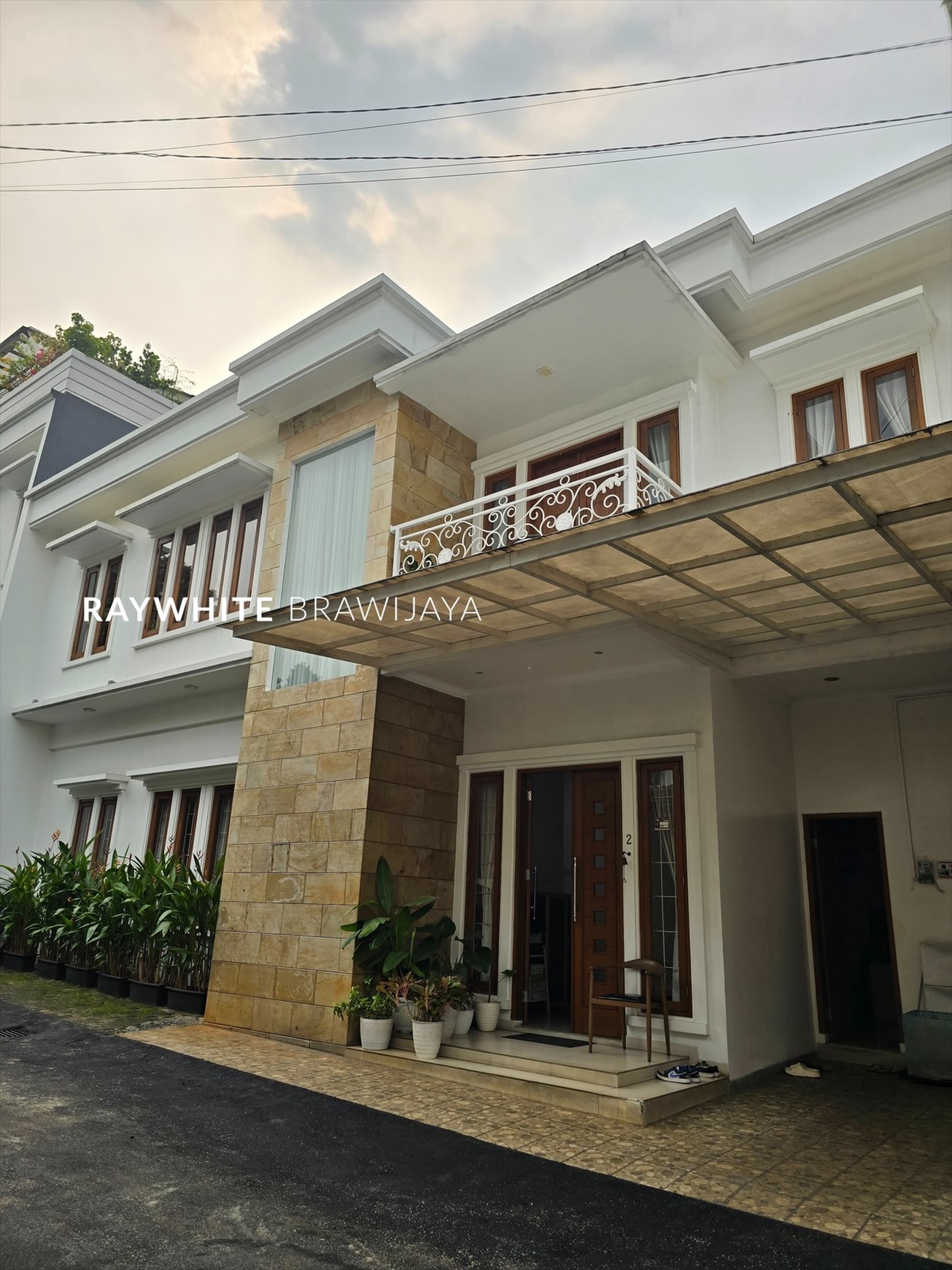 Rumah Siap Huni Dalam Townhouse Lingkungan Tenang Area Kebagusan Ragunan