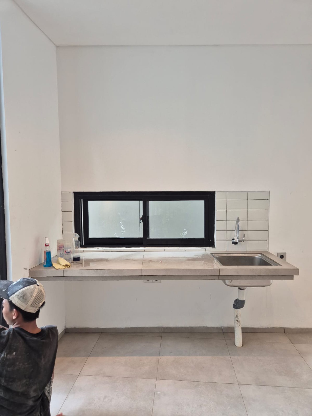 Rumah Bagus, Brand New, siap huni dalam Cluster di Jombang