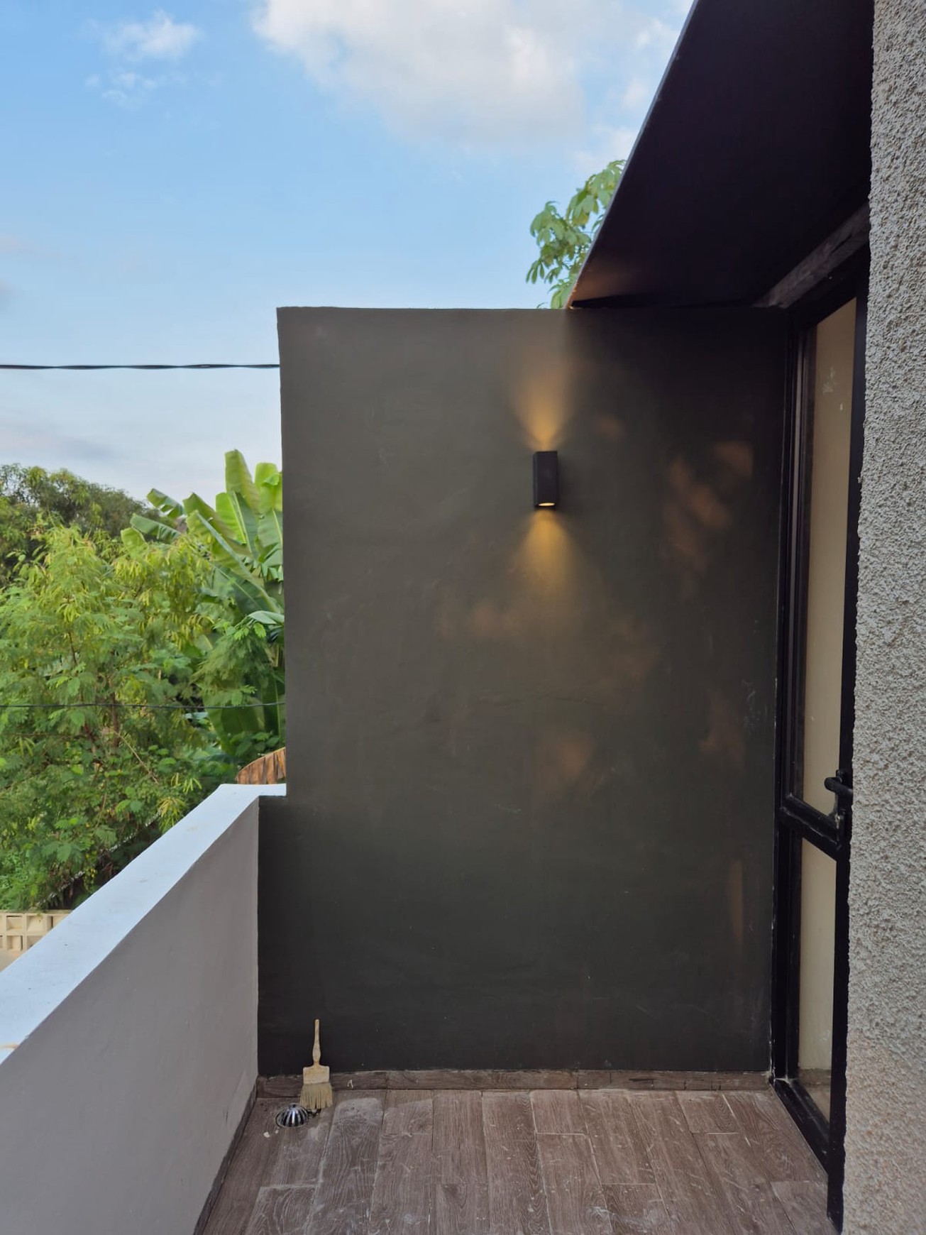 Rumah Bagus, Brand New, siap huni dalam Cluster di Jombang