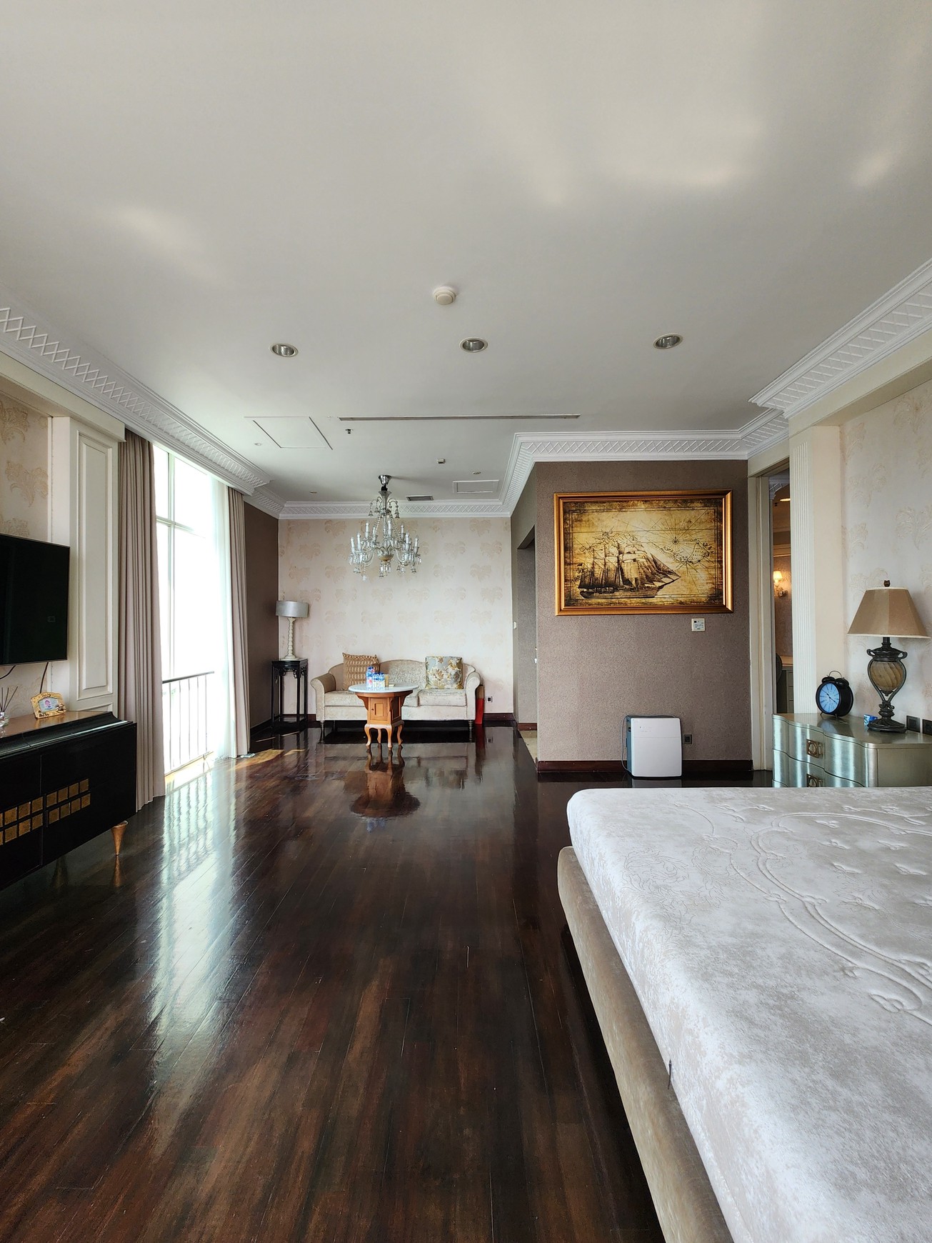 Senayan Residence Penthouse mewah dan viewnya menakjubkan hanya ada 1 di daerah Senayan