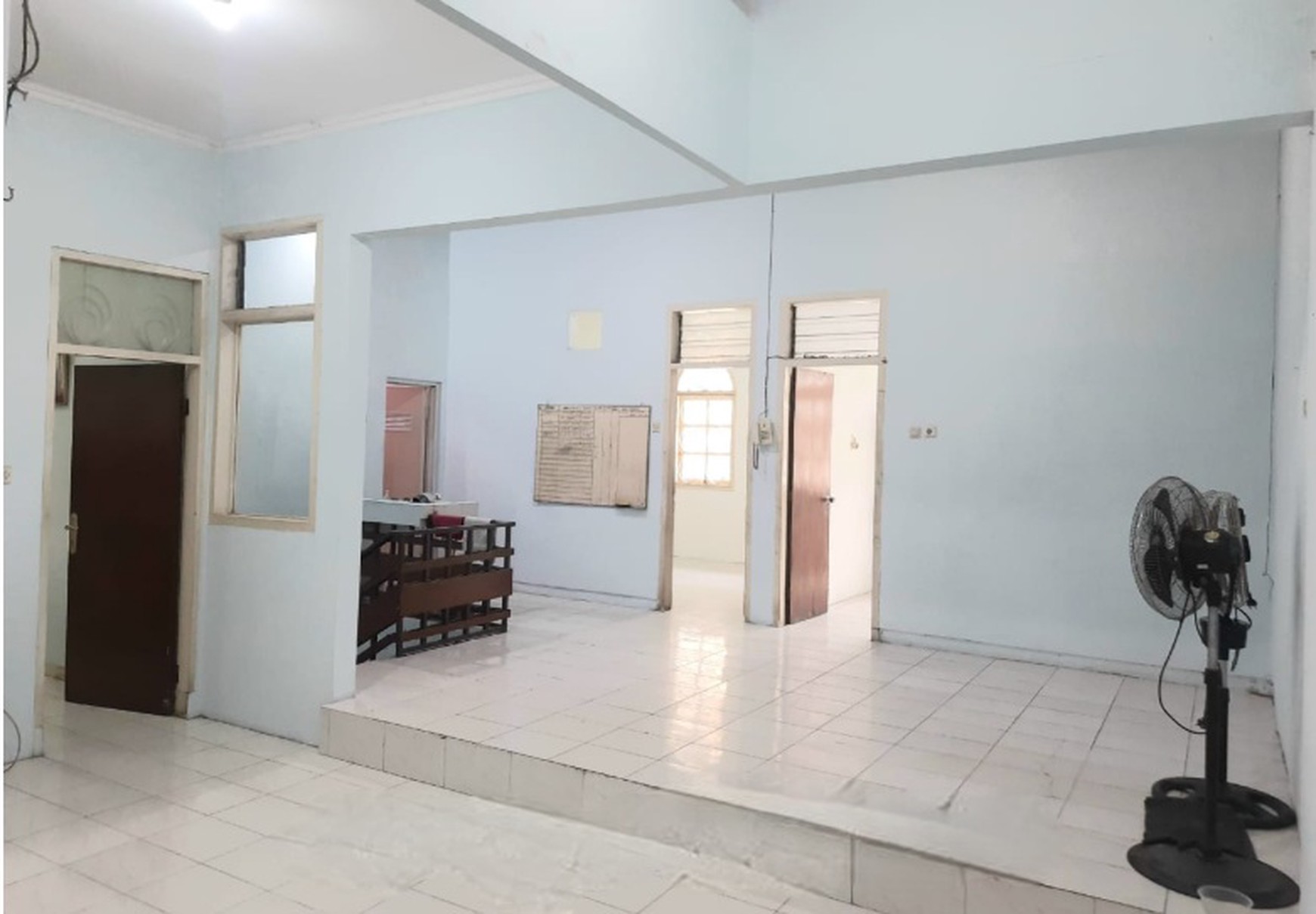 Rumah 2 lantai ,harga nego lokasi tenang dan Aman di Sunter