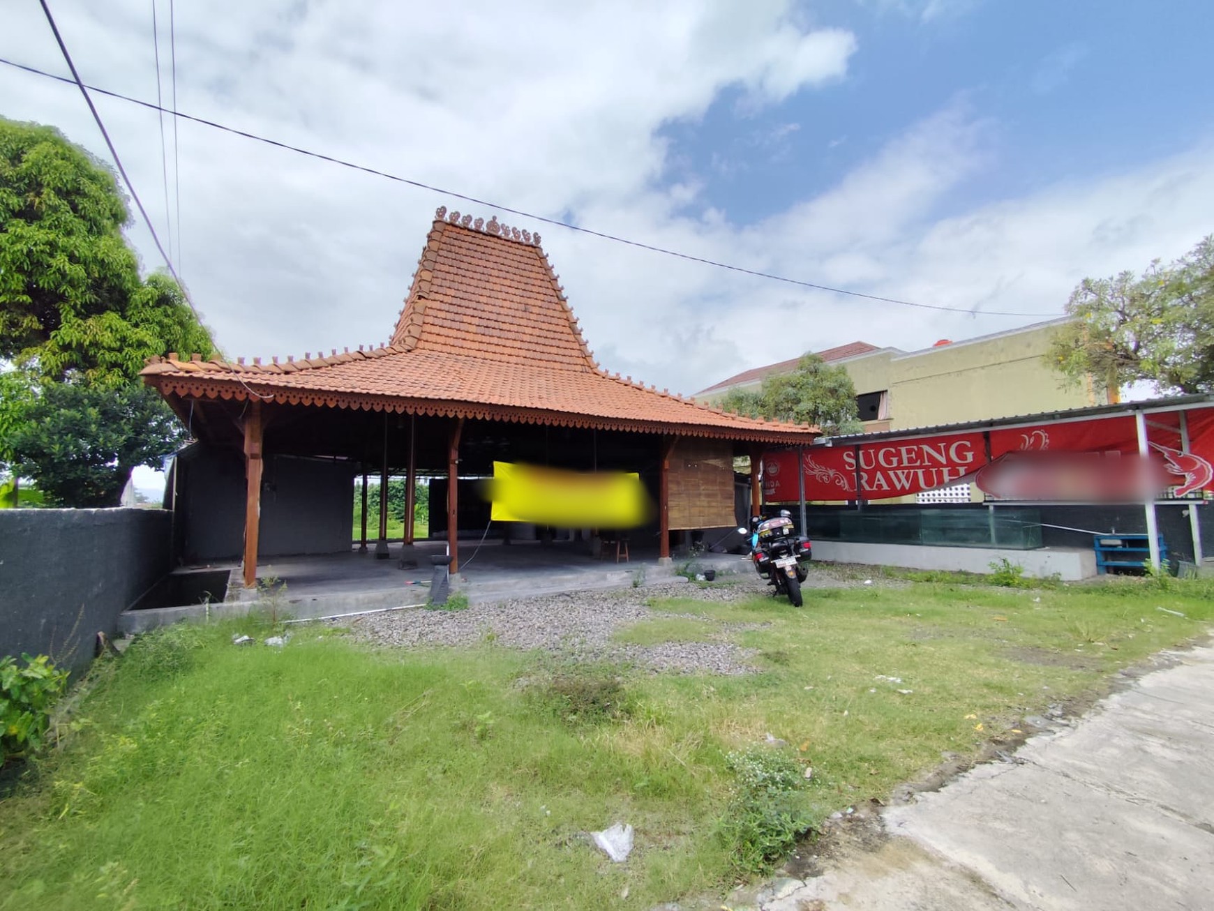 Disewakan Tanah & Joglo Cocok Untuk Usaha Lokasi Dekat PAsar Sambilegi Maguwoharjo Depok Sleman
