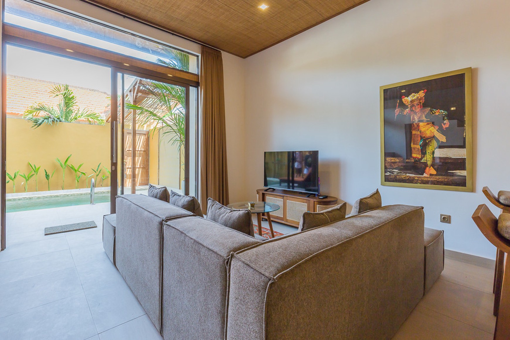 For Sale Leasehold - Cozy and brand new private villa close to the beach in area Legian , Seminyak - Bali
