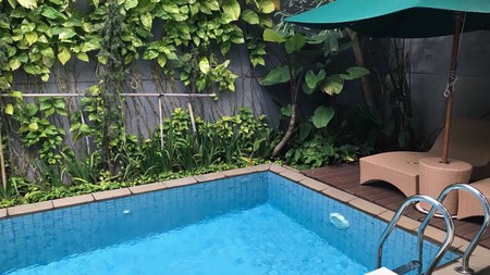 Rumah mewah De Park De Maja BSD, ada Swimming Pool