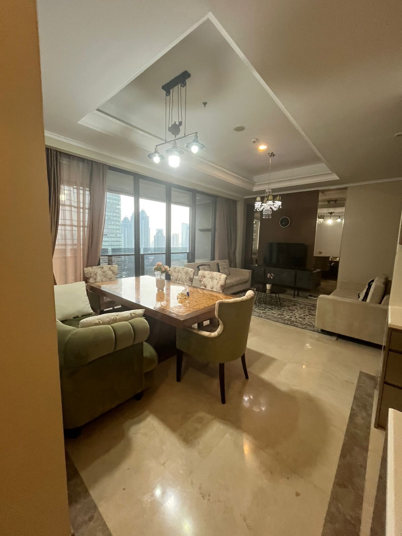 3BR Beautifully decorated apartment with all of its furnishings in District 8 Apt