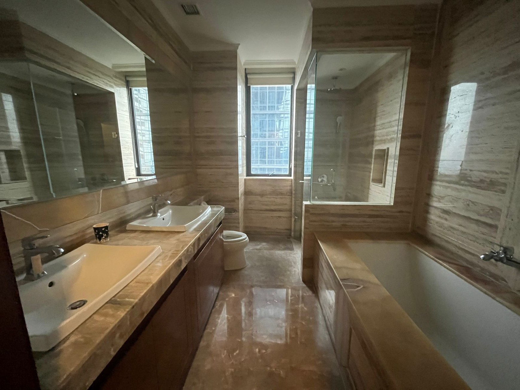 3BR Beautifully decorated apartment with all of its furnishings in District 8 Apt