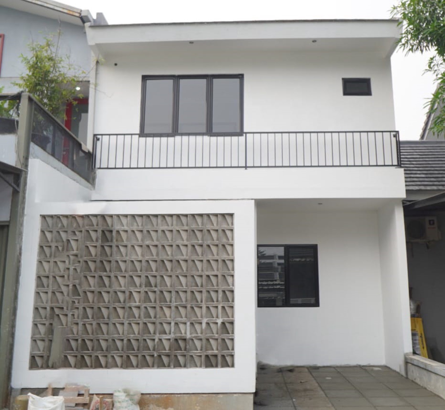 Rumah Minimalis Diarea Cluster Taman Permata Bintaro, Akses Gatte Tol.