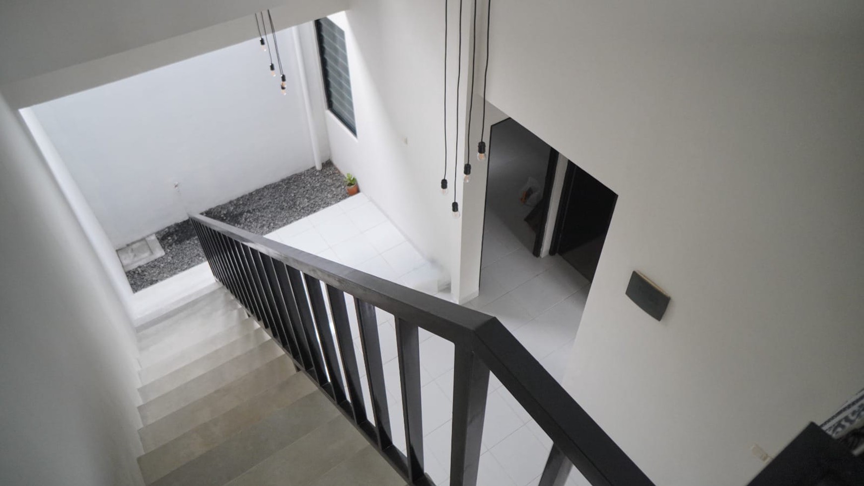 Rumah Minimalis Diarea Cluster Taman Permata Bintaro, Akses Gatte Tol.