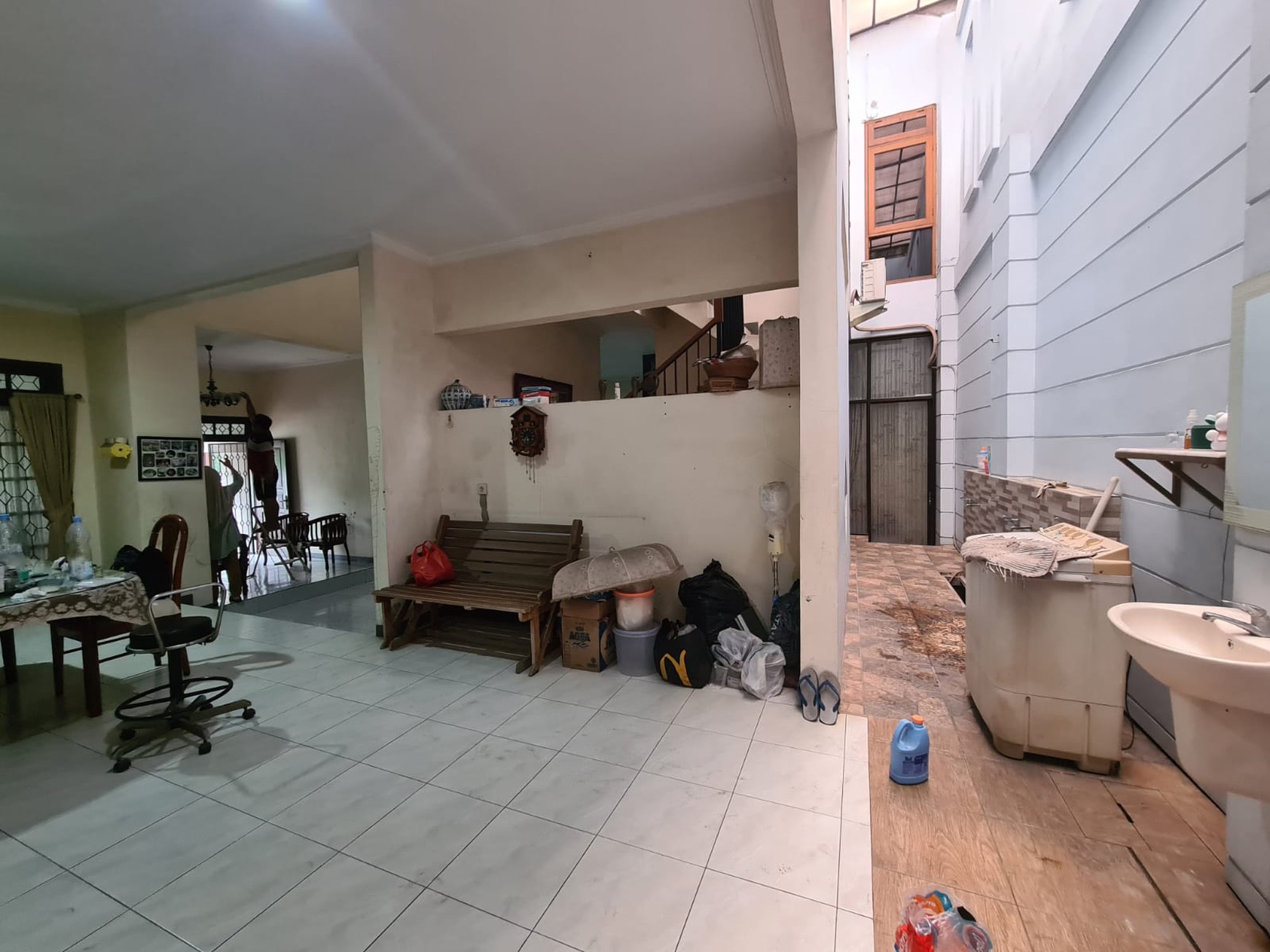 Rumah Luas 2 Lantai di Ciputat Lokasi Strategis dengan Harga Terbaik