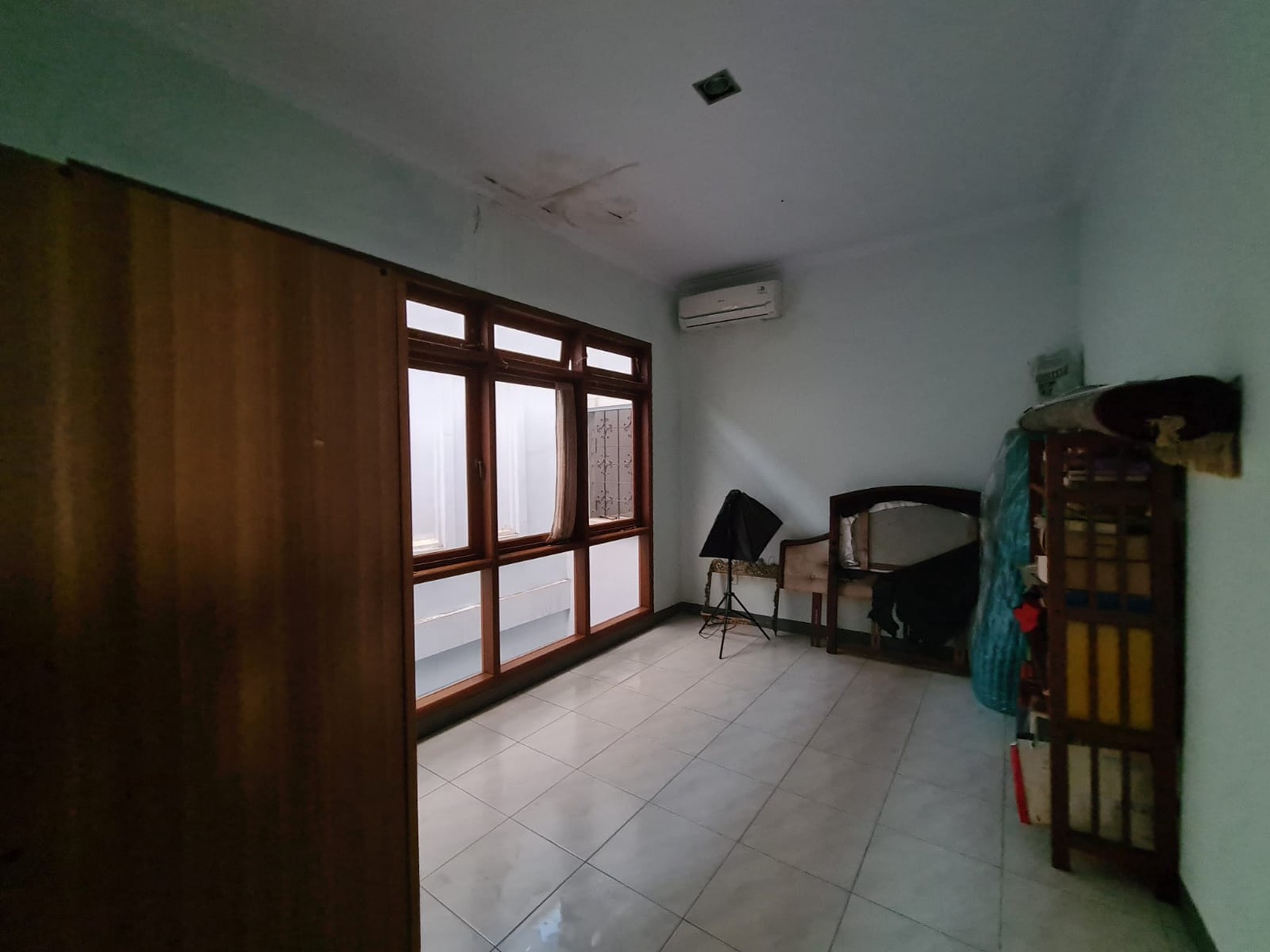 Rumah Luas 2 Lantai di Ciputat Lokasi Strategis dengan Harga Terbaik