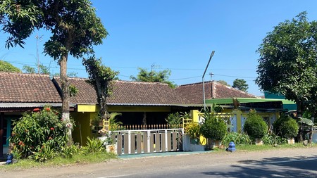 Dijual Rumah Strategis Tepi Jalan Raya Turen Harga Menarik 600Jt Bisa Nego Sepuasnya!!