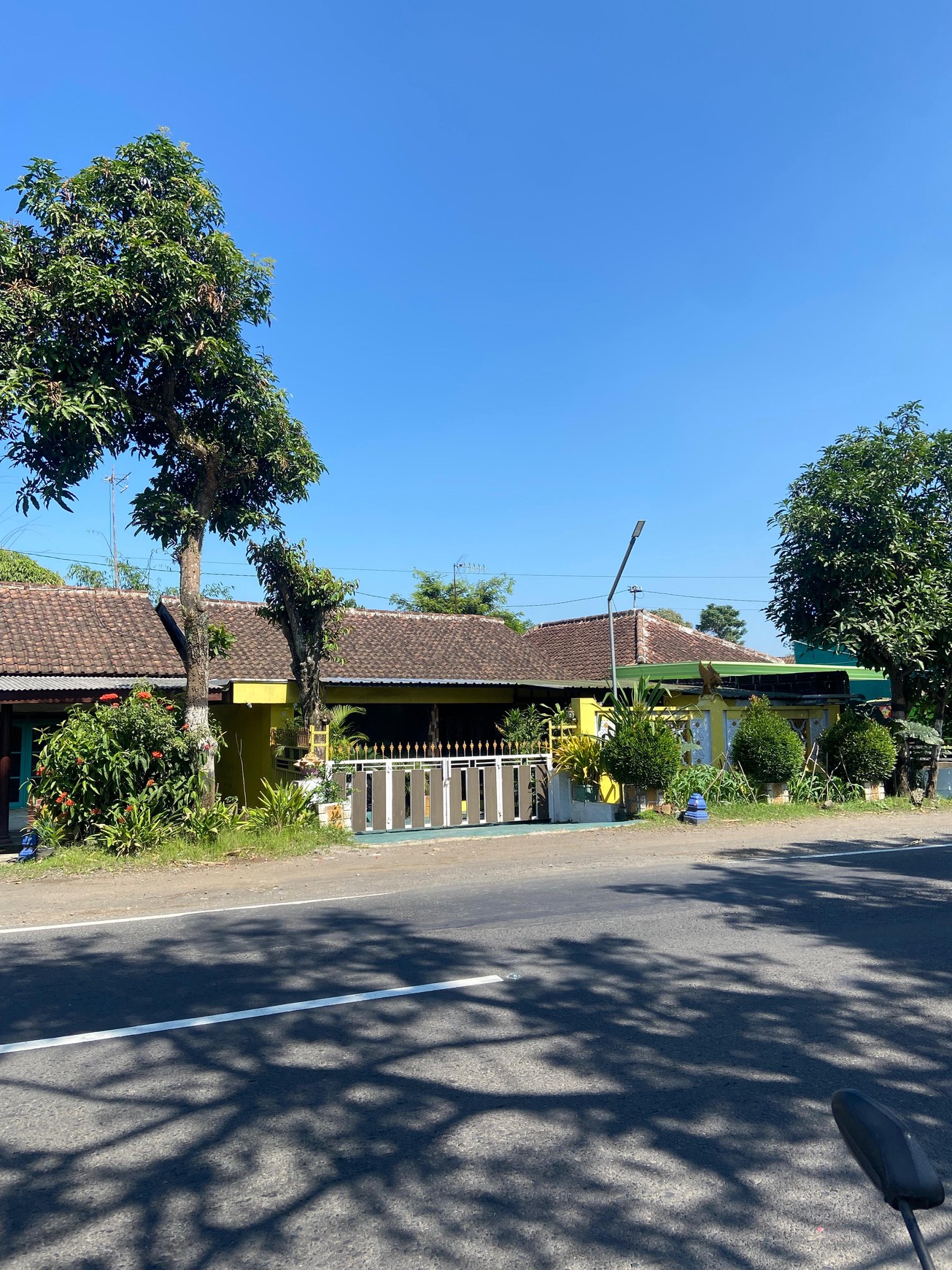 Dijual Rumah Strategis Tepi Jalan Raya Turen Harga Menarik 600Jt Bisa Nego Sepuasnya!!