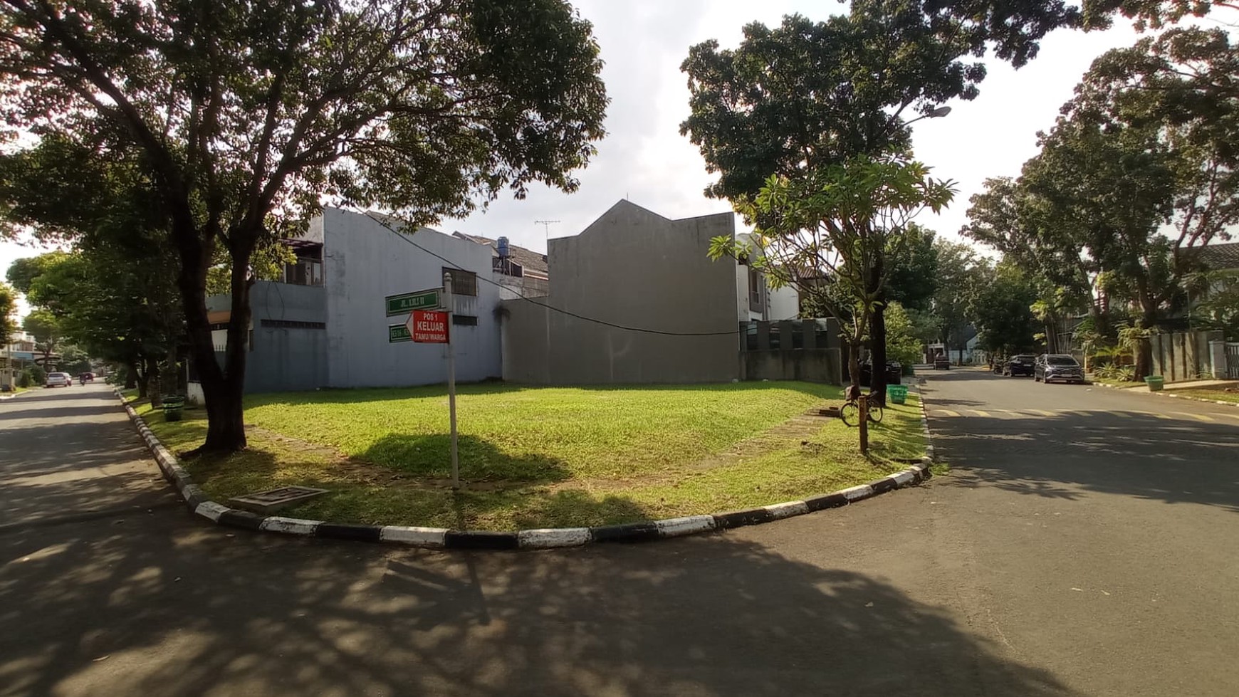 Kavling Hoek Siap Bangun di Puspita Loka BSD Dekat Tol