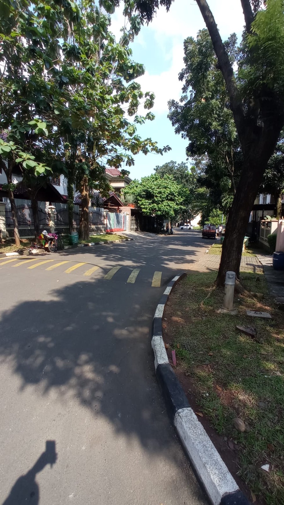 Kavling Hoek Siap Bangun di Puspita Loka BSD Dekat Tol
