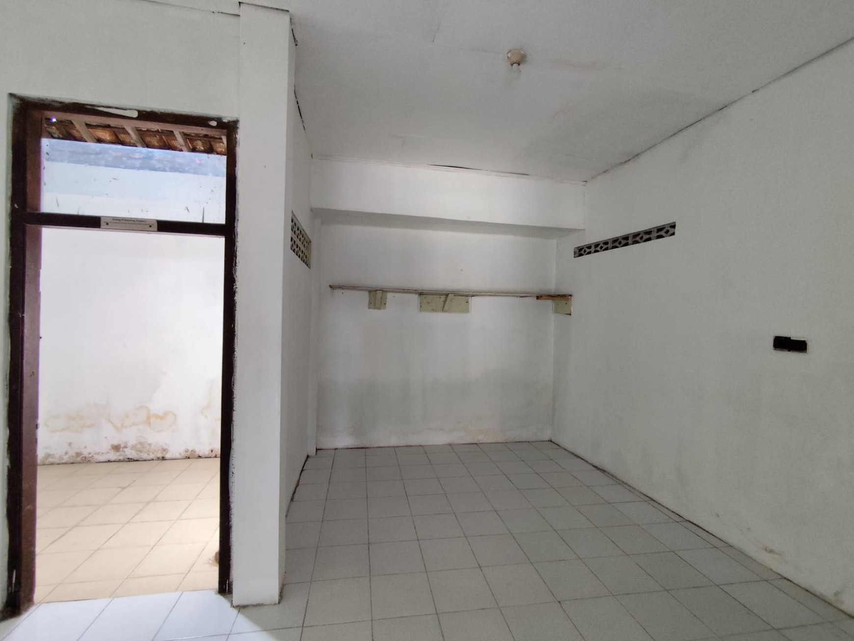 Ruang Usaha 168 Meter Tengah Kota Dekat Gembira Loka Zoo Rejowinangun kotagede Yogyakarta