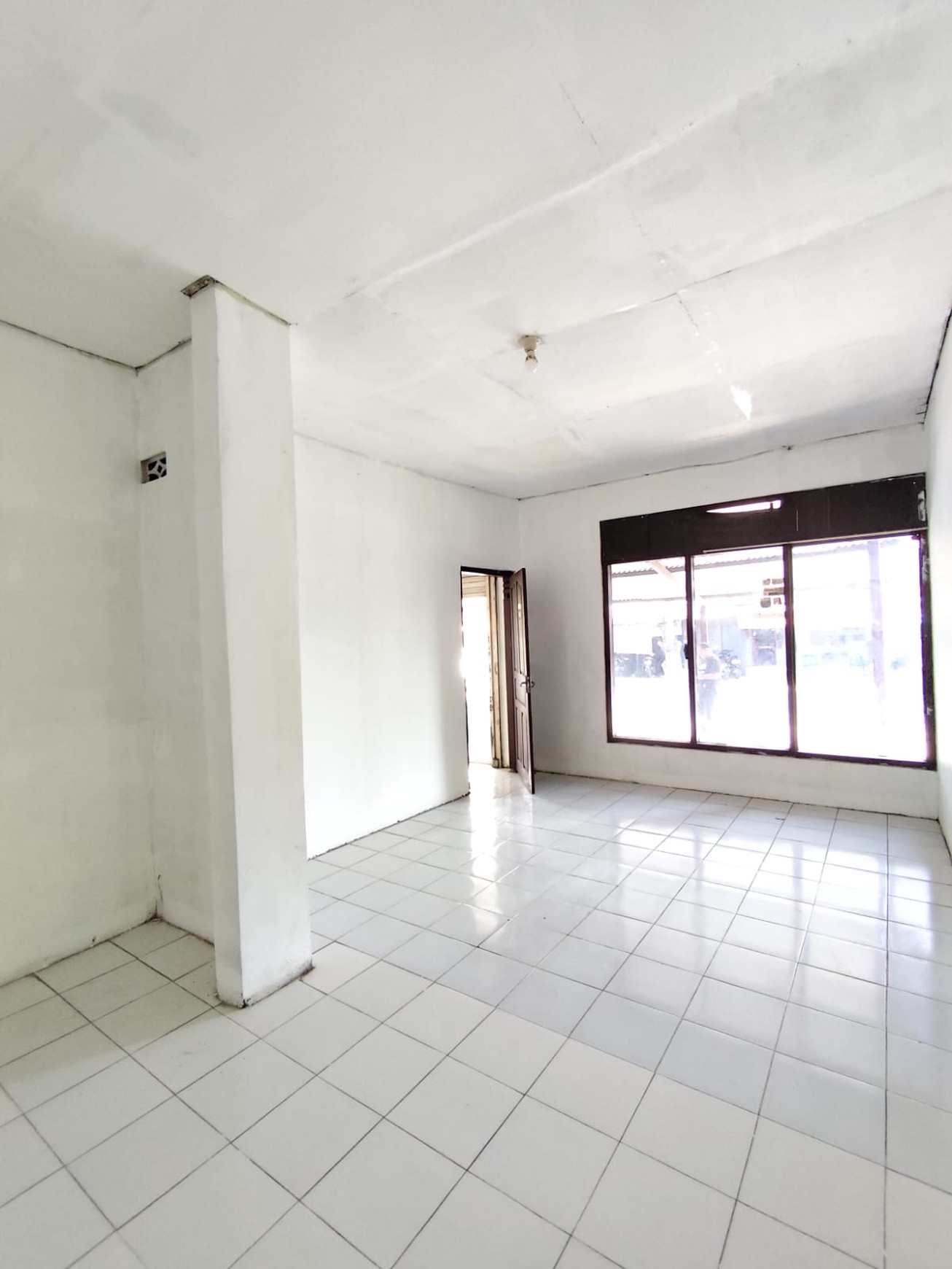 Ruang Usaha 168 Meter Tengah Kota Dekat Gembira Loka Zoo Rejowinangun kotagede Yogyakarta